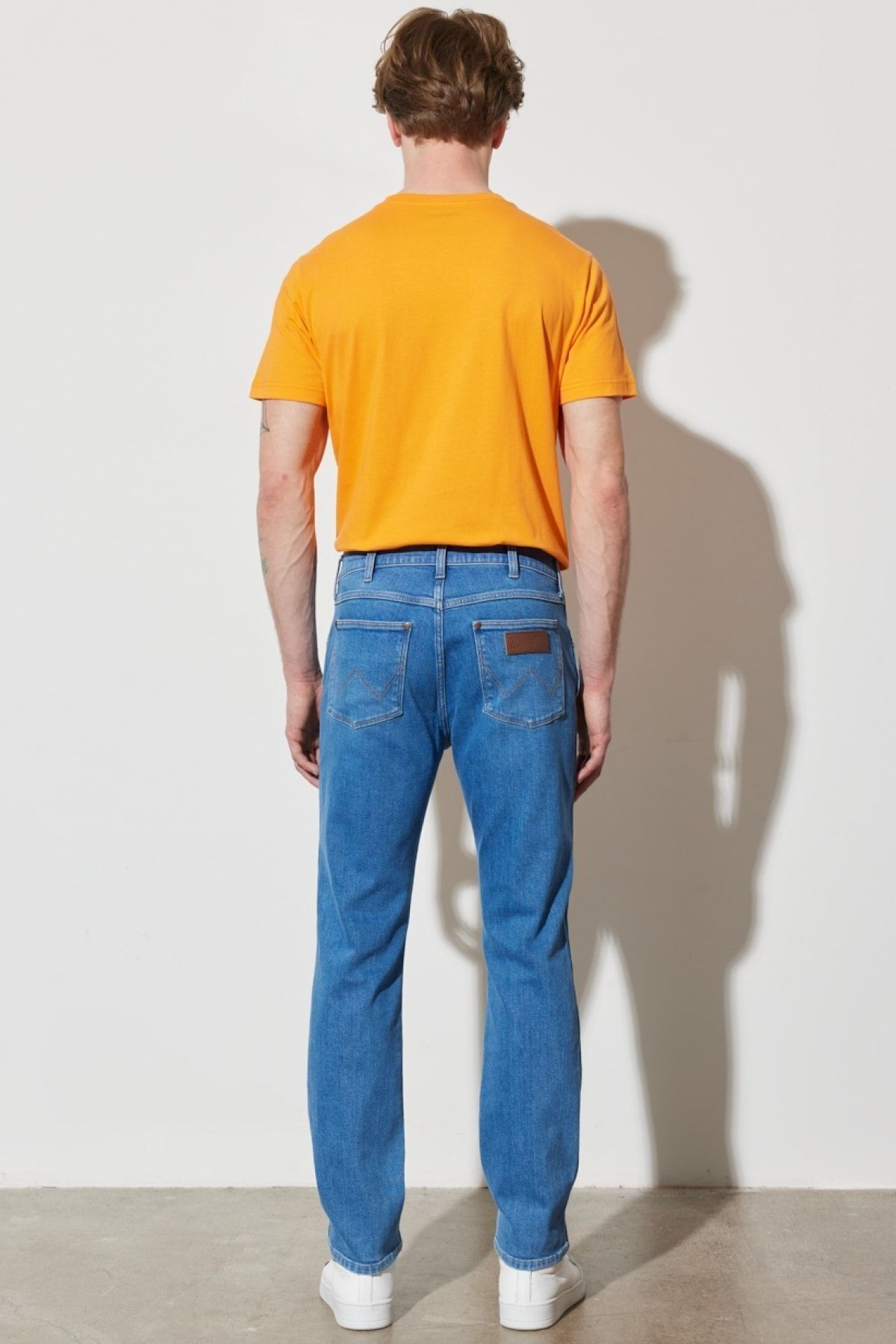 شلوار جین آبی مردانه LARSTON SLIM FIT BRAT BARD کمر کم باریک و انعطاف پذیر Wrangler