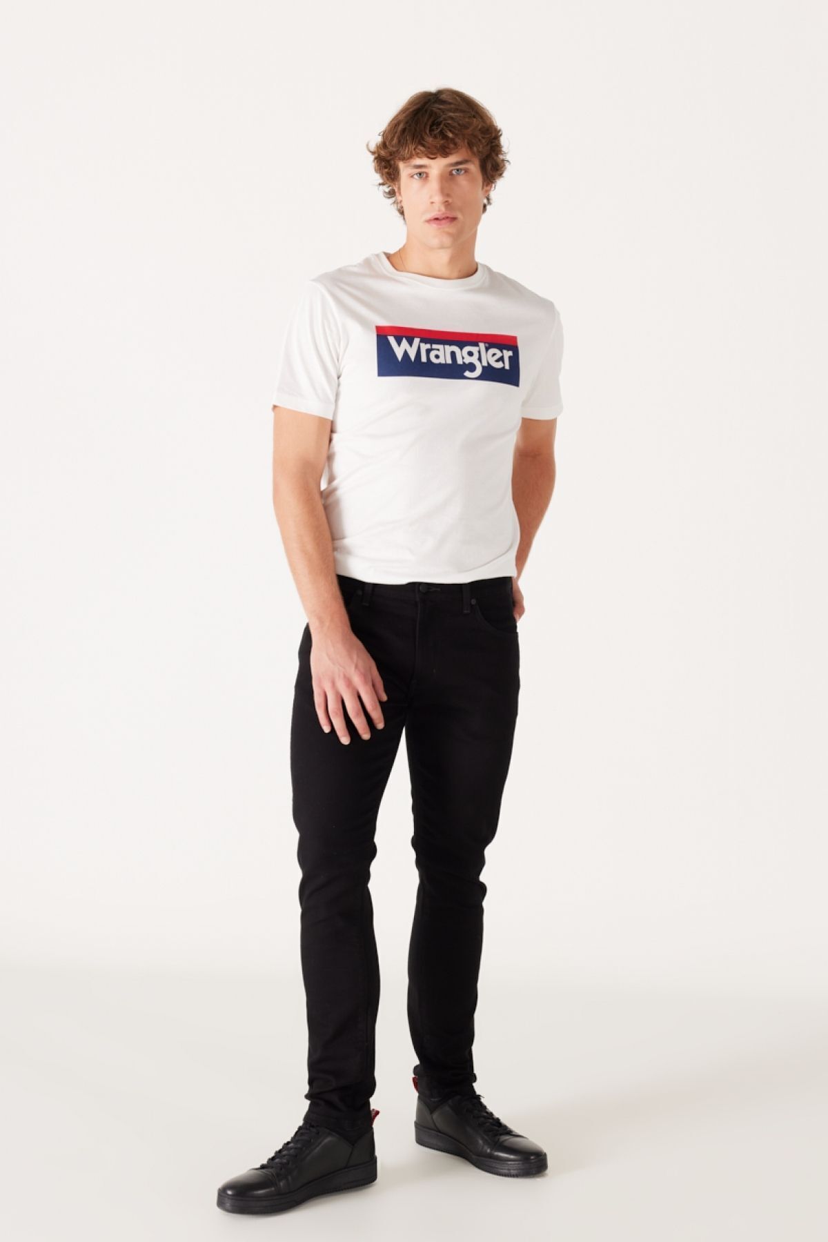 شلوار جین مشکی مردانه باریک و کمر انعطاف پذیر Wrangler