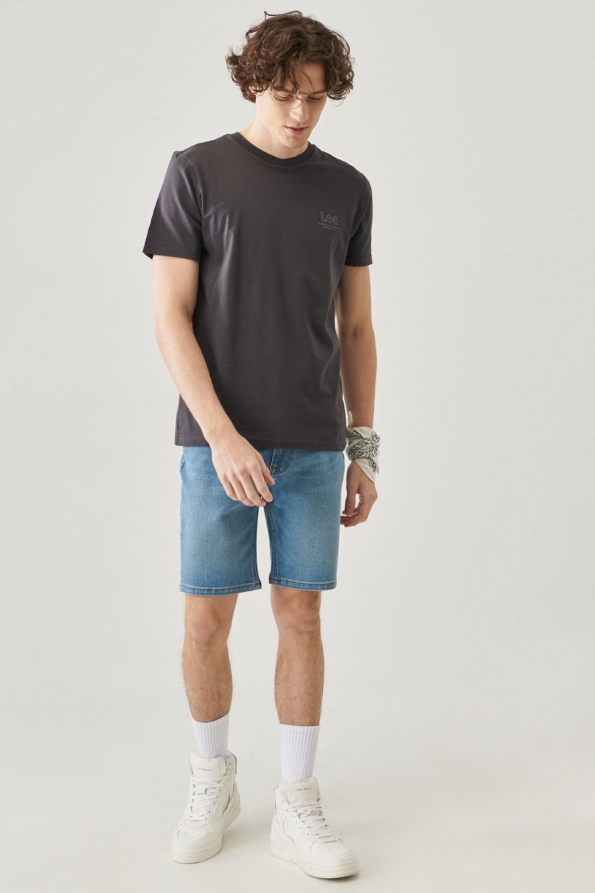 تی شرت مشکی مردانه سیاه به طور منظم مناسب گاه 100 ٪ پنبه SS Tonal خدمه T Shirt Lee