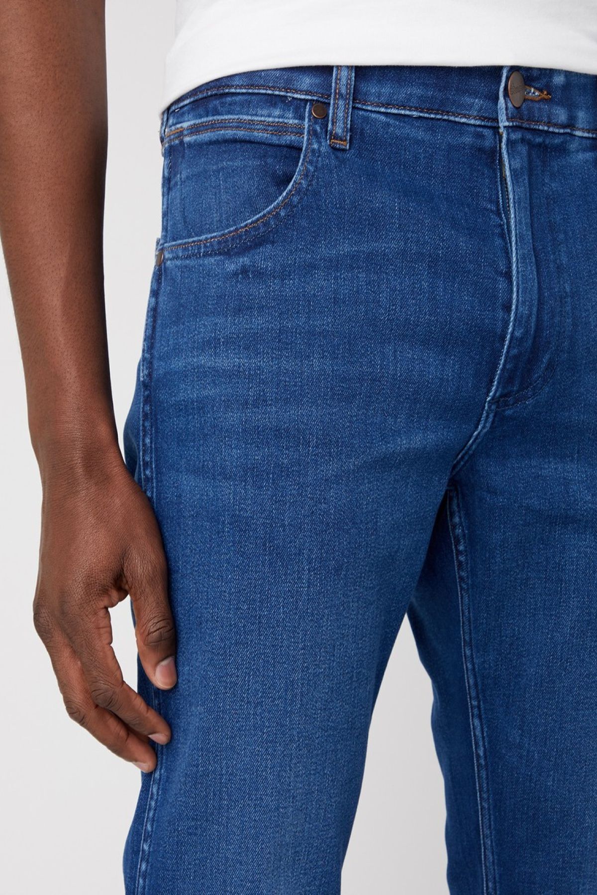 شلوار جین آبی مردانه Greensboro به طور منظم مناسب برش نرم کمر کم صاف و انعطاف پذیر Wrangler