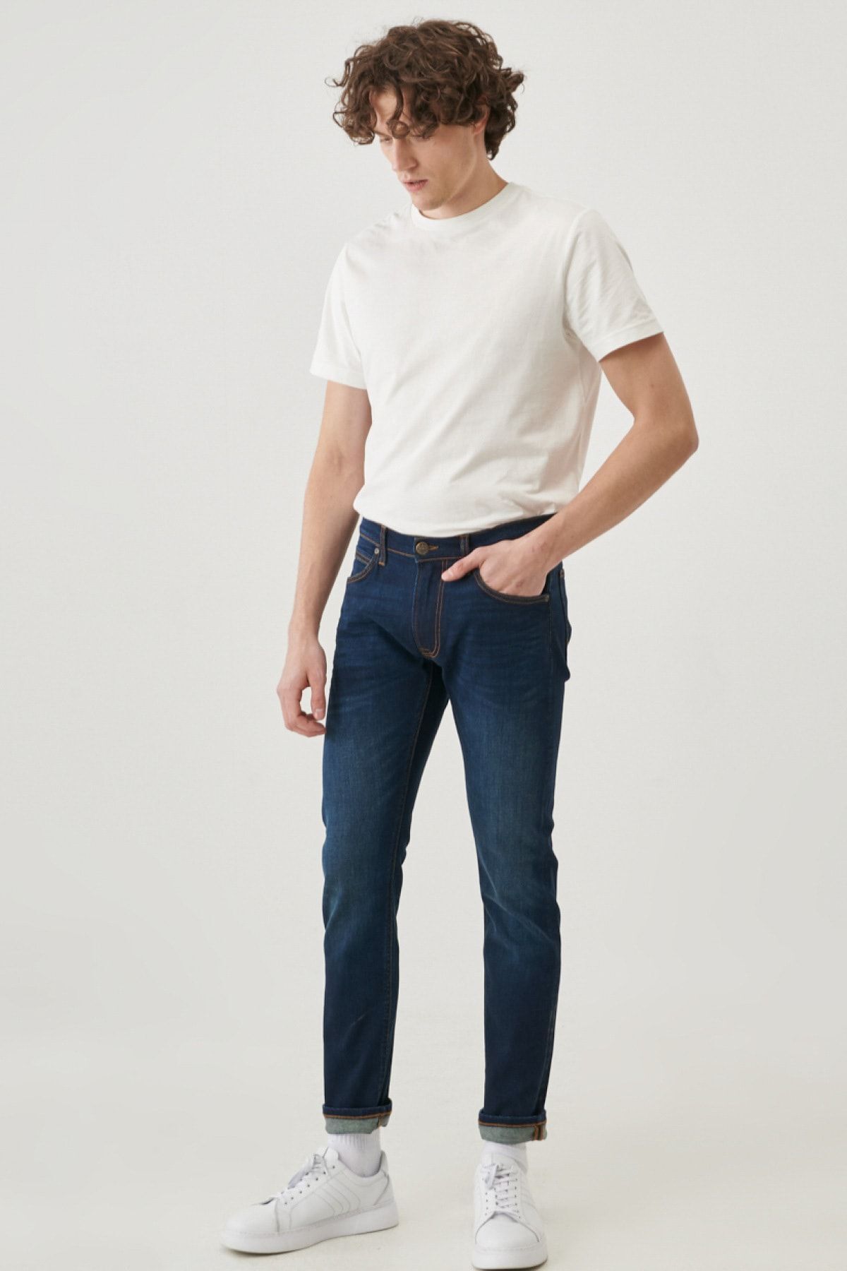 شلوار جین آبی مردانه فلکسیبل Luke Slim Fit کمر کم Lee