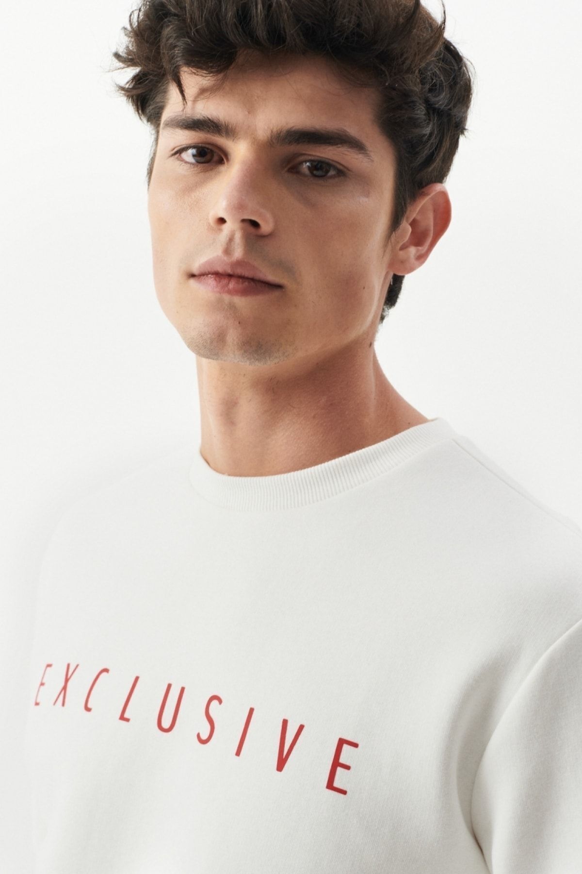 Riders by Lee-Off-White Sweatshirt mit Rundhalsausschnitt und lockerer Passform 4