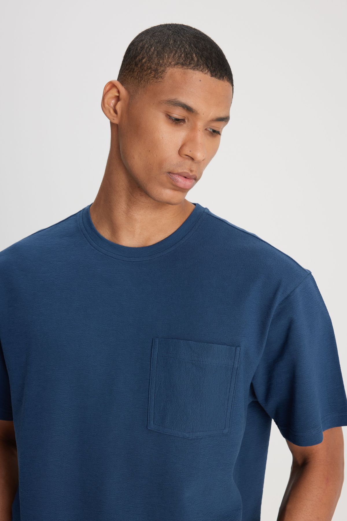 تی شرت آبی مردانه یقه دوچرخه برش راحت و 100 ٪ پنبه T shirt Lee