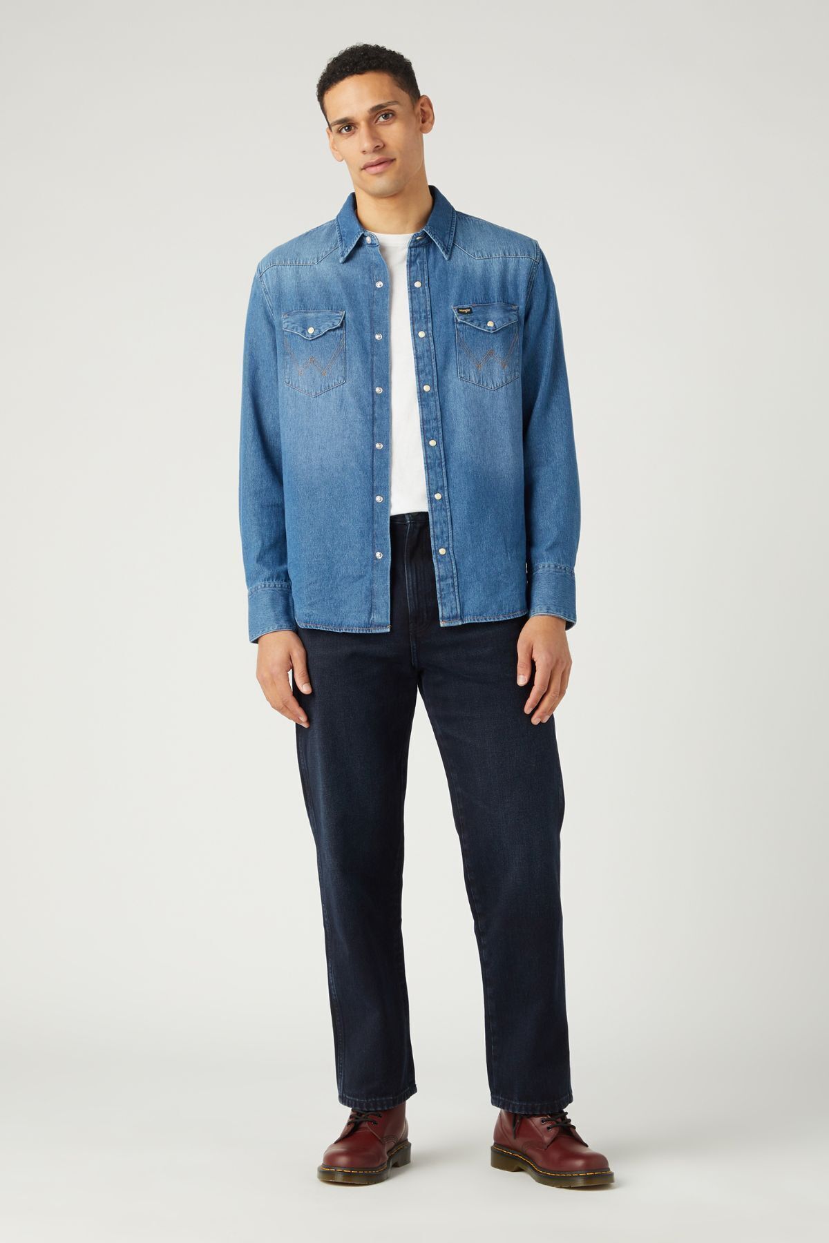 شلوار جین گشاد ردینگ 100% نخی با کمر کم آبی تیره Wrangler