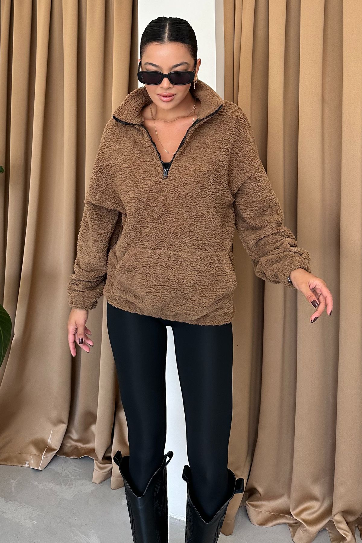 complete the look image