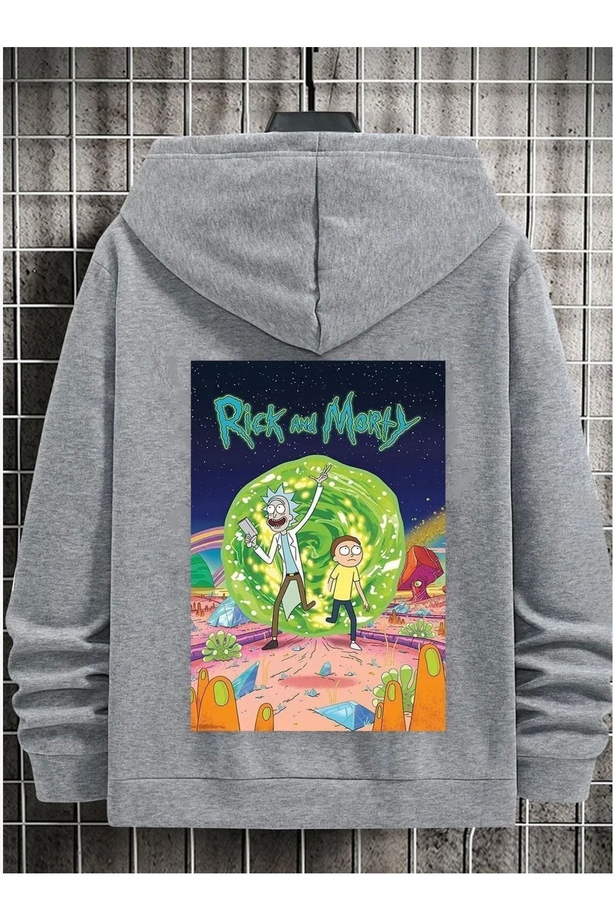 Sweatshirt rick and morty discount