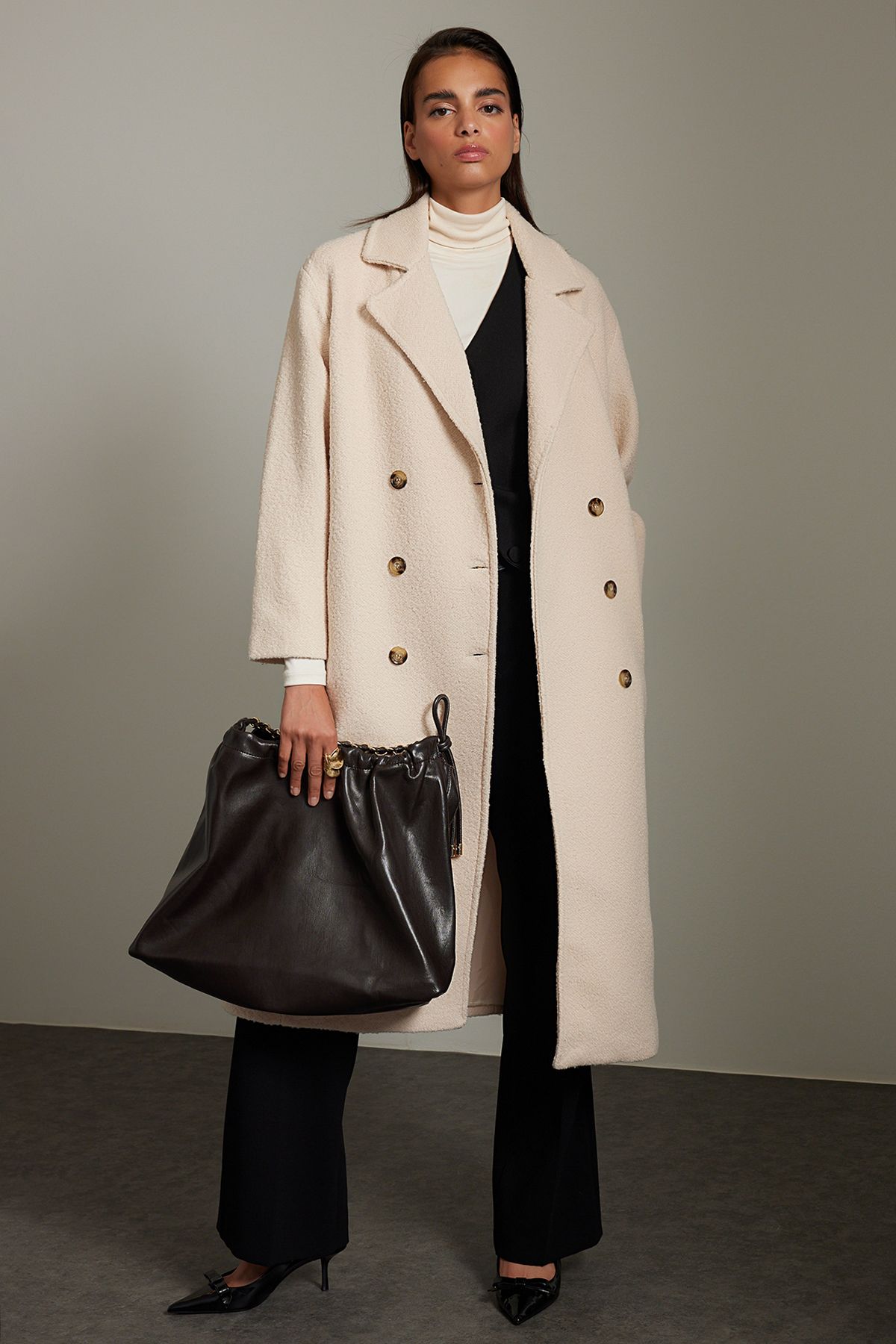 complete the look image