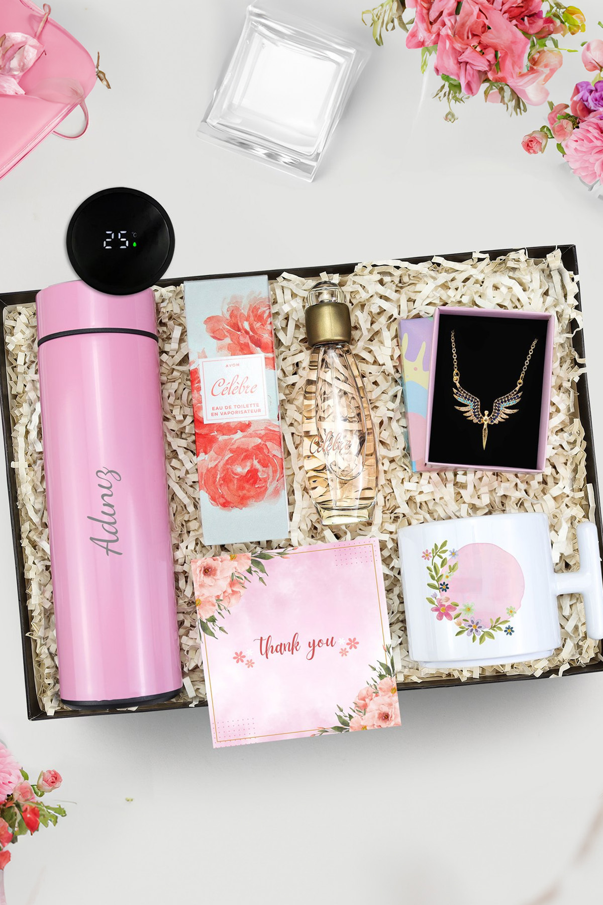 Trendmiya Pembe 500 ML Dereceli Termos & T Kupa & Taşlı Mikail Melek Kolye & Celebre Parfüm Kadına Hediye Seti