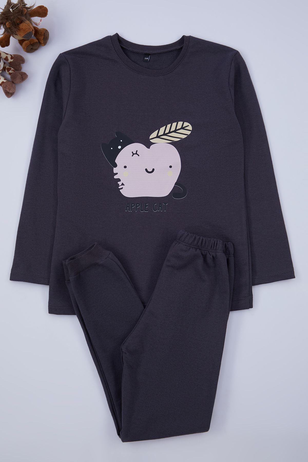TRENDYOLKIDS-Anthracite Girl's Printed Knitted Pajamas Set Tkdaw25Au00057 1