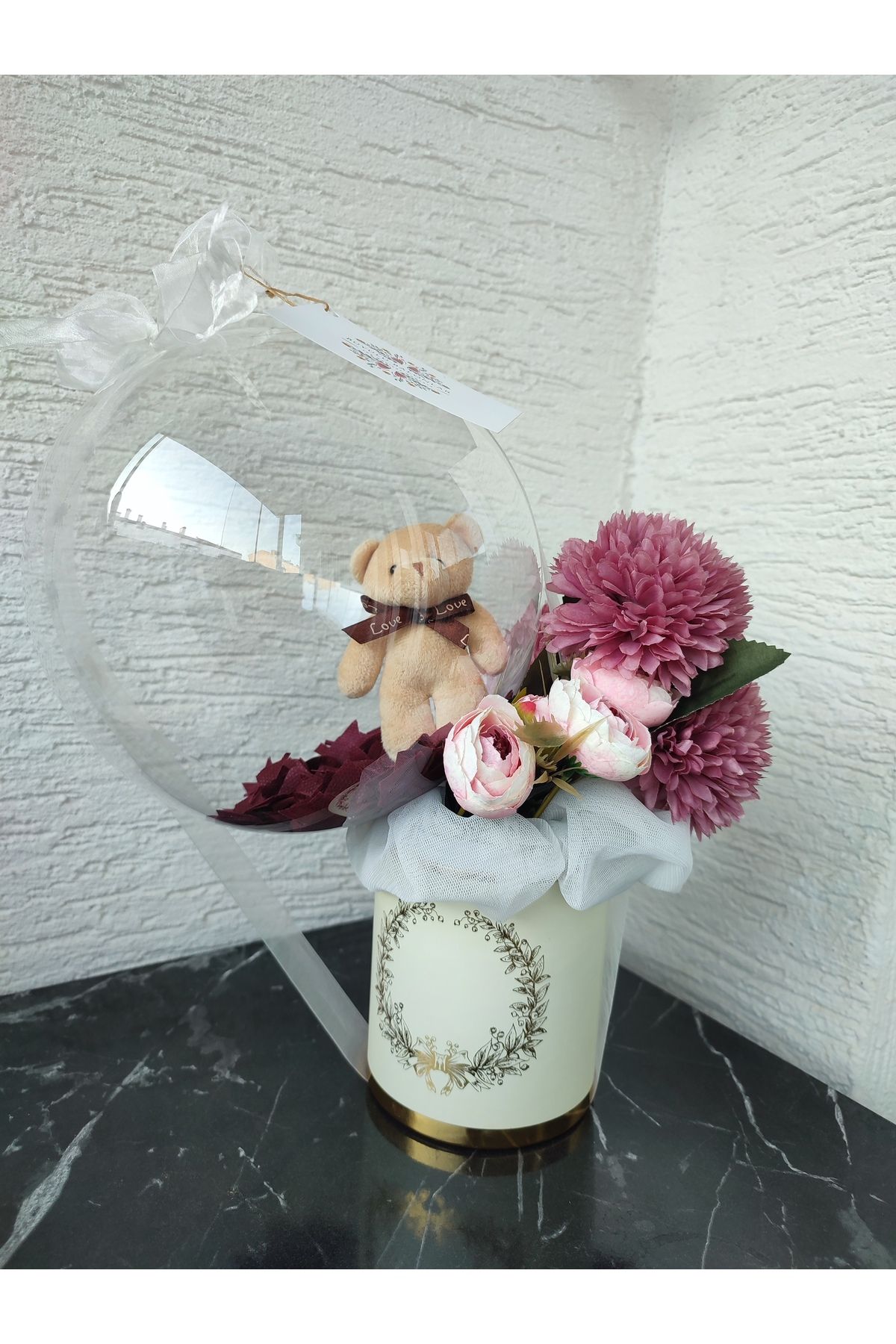 bouquet de fleurs et ballons magiques coffret cadeau anniversaire et saint valentin