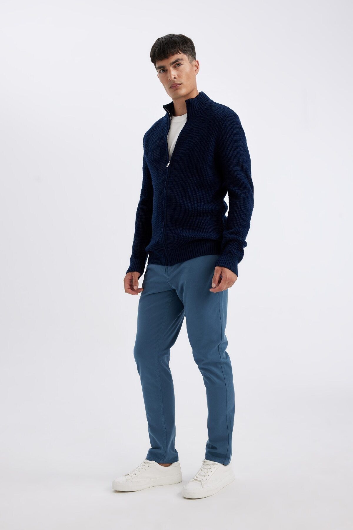شلوار Chino Canvas Slim Fit Slim Fit Flexible Skinny Leg پنبه ای C9441ax24au Defacto