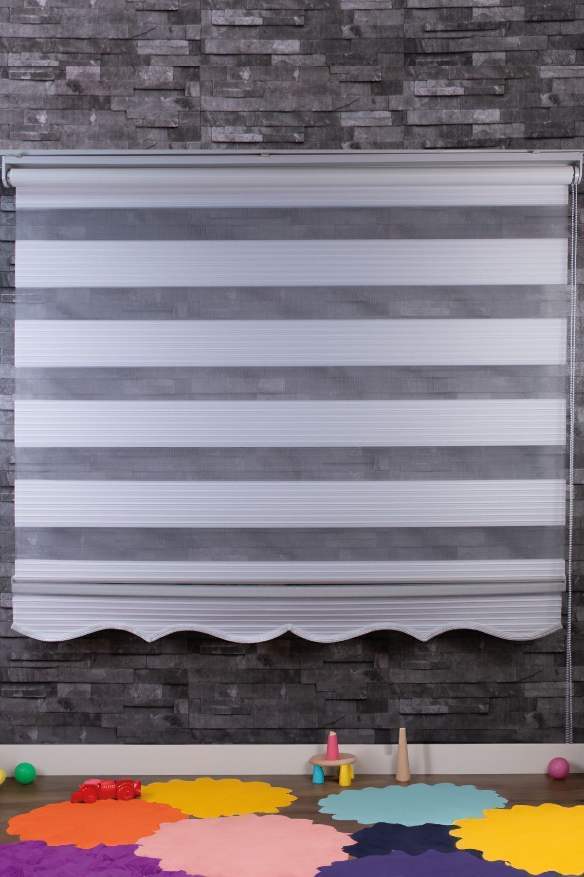 Rossa Home Concept-Ecru Zebra Patterned Wide Pleated Sunshade - Sliced Skirt 2