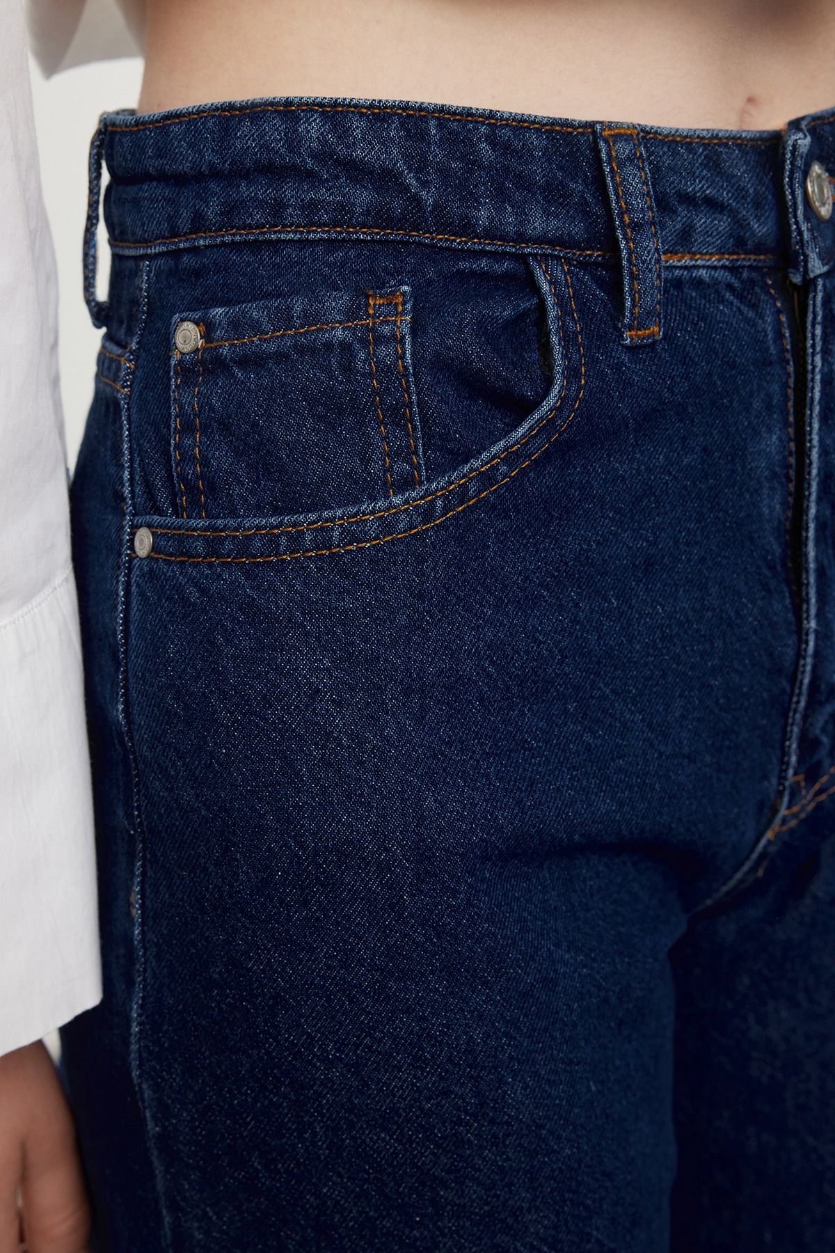 Trendyol Collection-Dark Blue High Waist Wide Leg Jeans Twoaw25Je00073 4