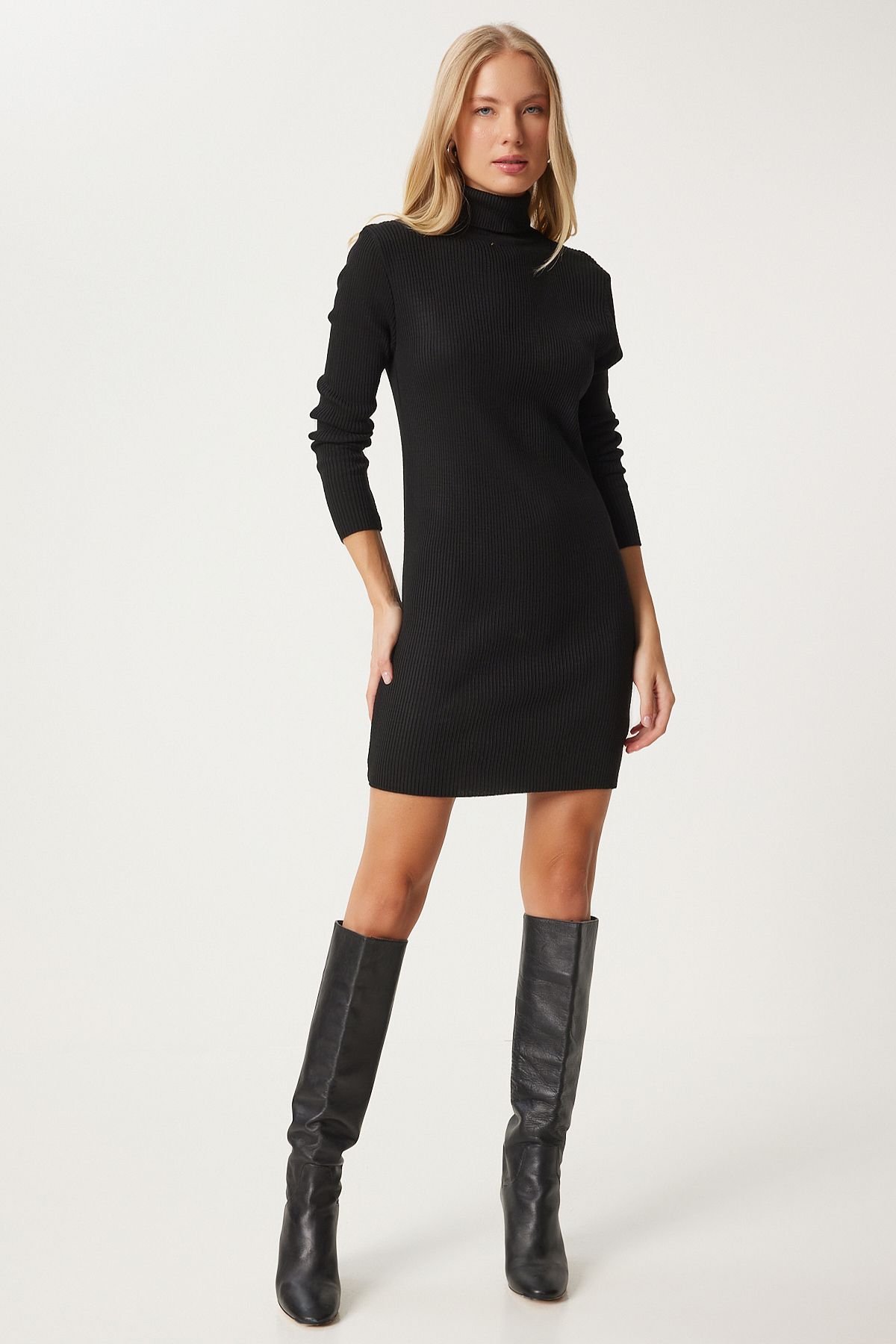 Happiness İstanbul-Schwarzes Rollkragen-Strickkleid für Damen DD01119 2