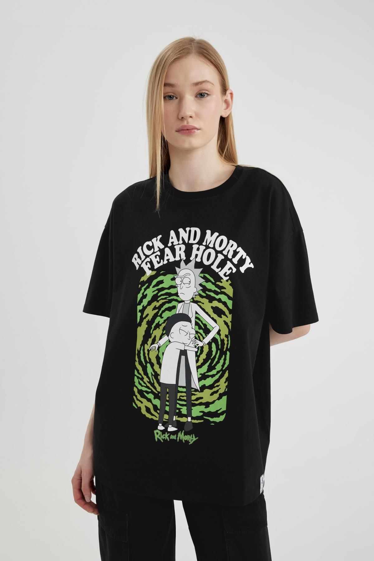 T shirt rick et morty adidas outlet
