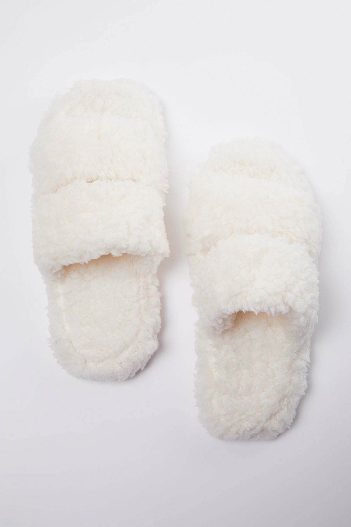 TRENDYOL SHOES-Białe pluszowe damskie kapcie domowe Takaw25Er00005 4