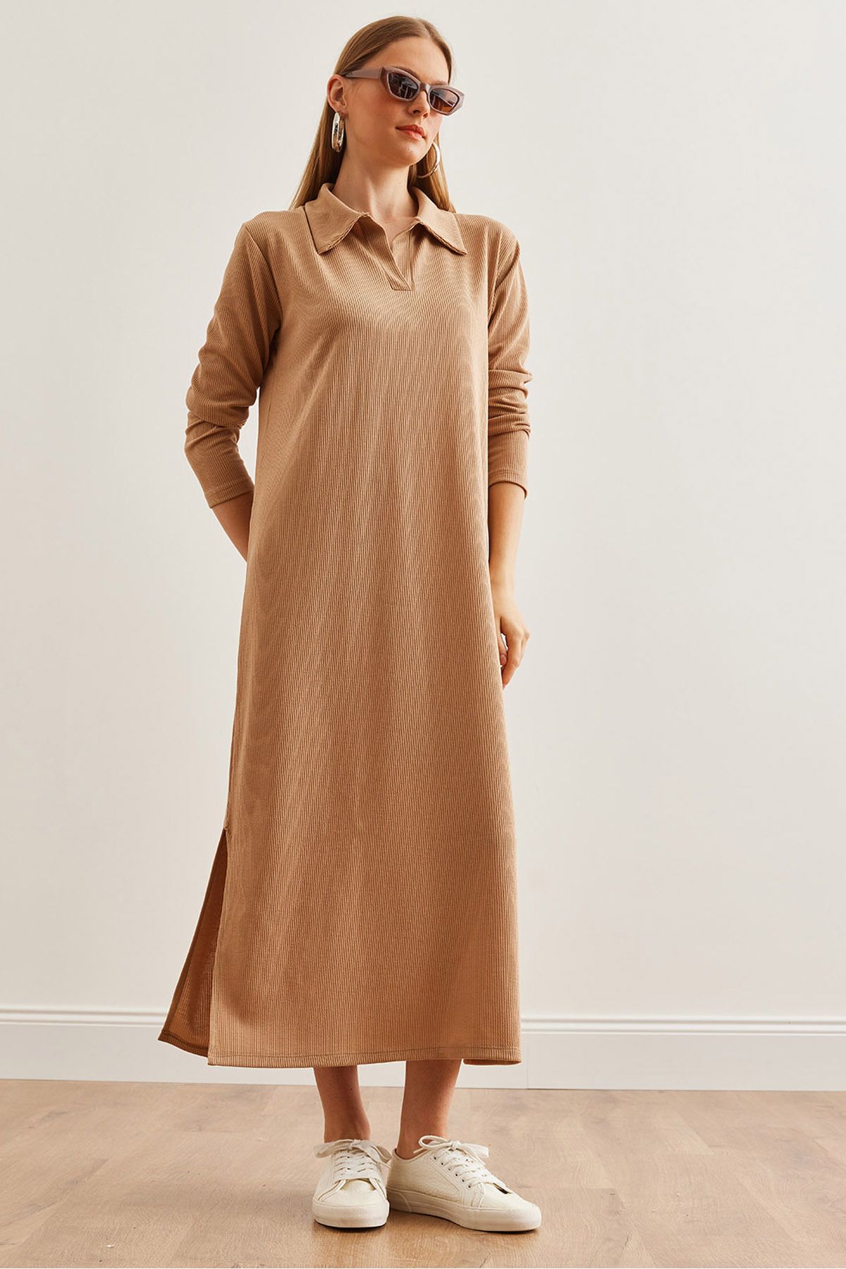 Kadın Camel Polo Yaka Uzun Kollu Yırtmaçlı Burgu Elbise ELB-19002246