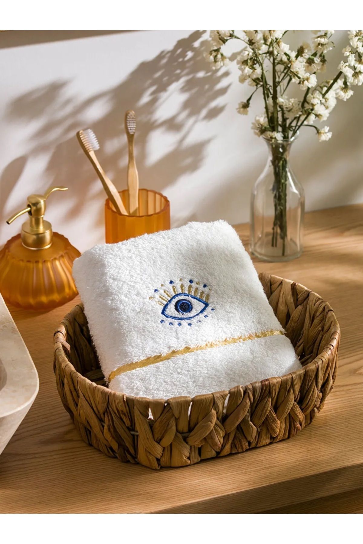 LC Waikiki-Ecru Cotton Embroidered Face Towel - LCW HOME 50x80 Cm 1