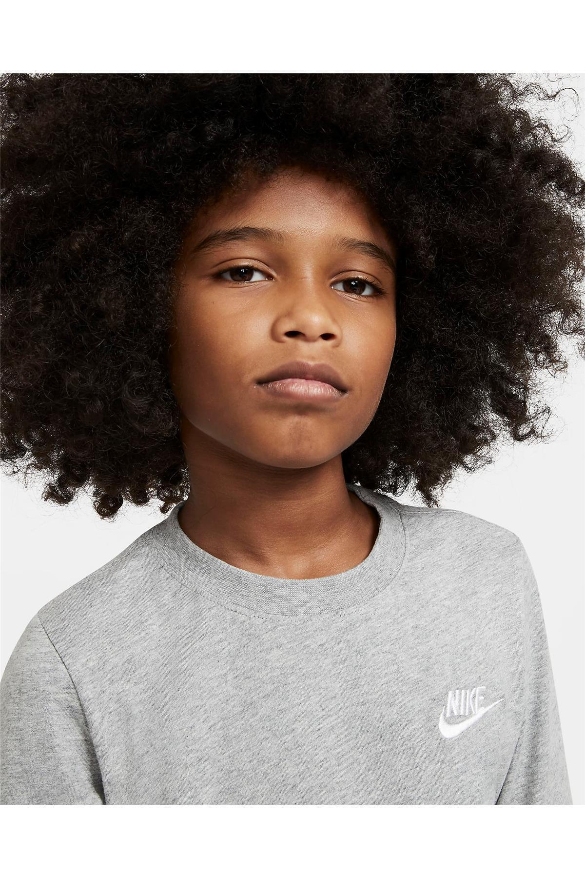 سویشرت نایکی مردانه پارچه خاکستری اسپرت راسته Regular/رگولار    Regular/رگولار Daily/روزانه | Nike ST00872 - تصویر 4