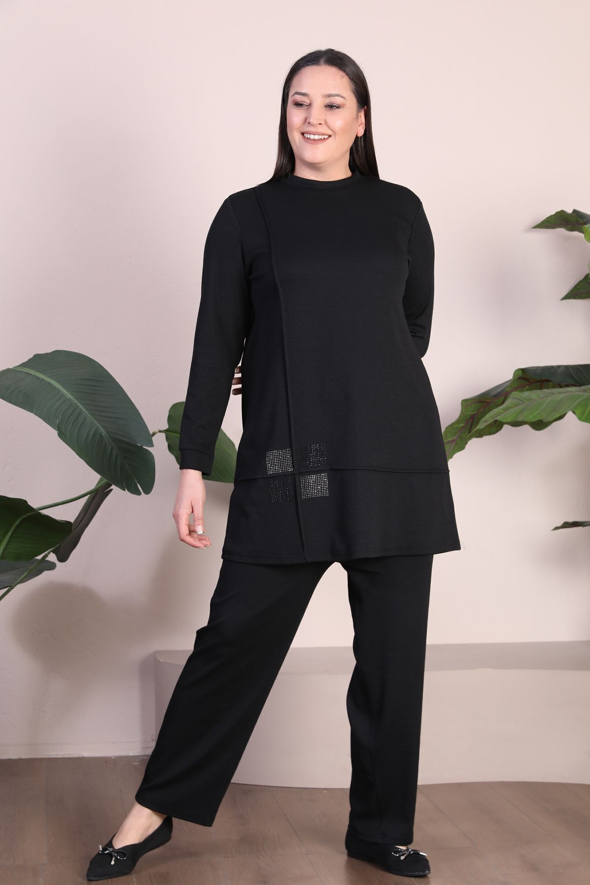 complete the look image