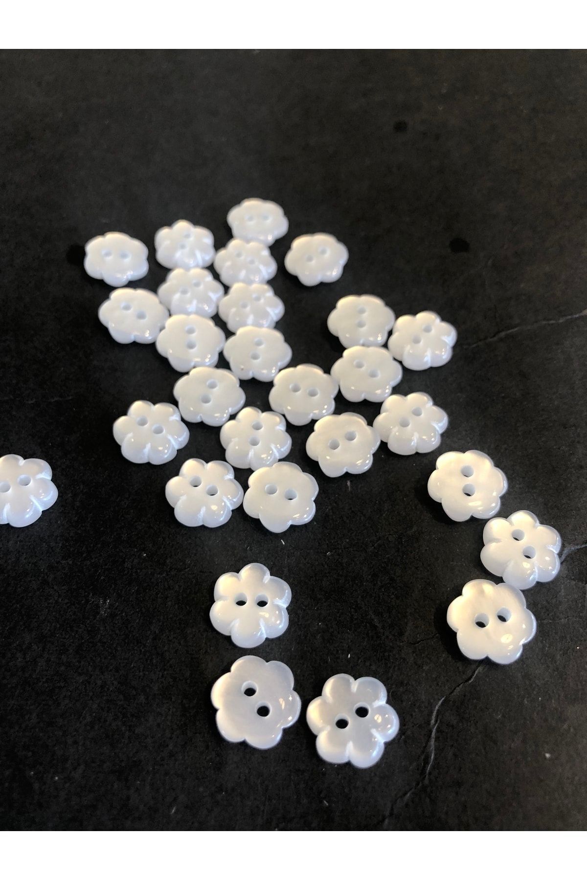 aensia-Pearlescent White Daisy Flower Model Baby Size Polyester Button 18 Size Buttons - Pack of 10 Buttons 2