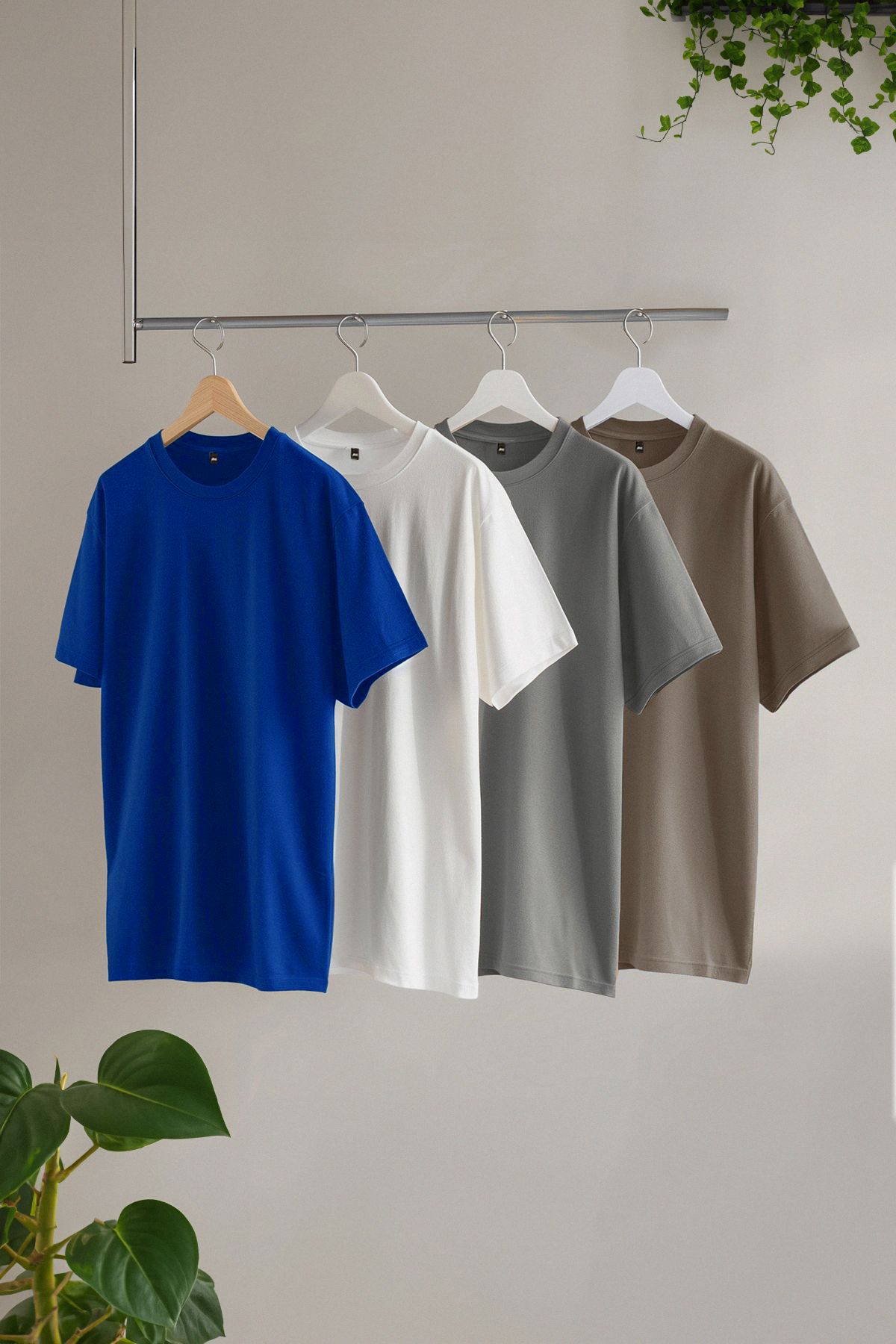 Trendyol Collection-Set mit 4 Slim-Fit-Basic-Baumwoll-T-Shirts in Blau-Grau-Nerz-Ecru – TMNSS24TS00262 2