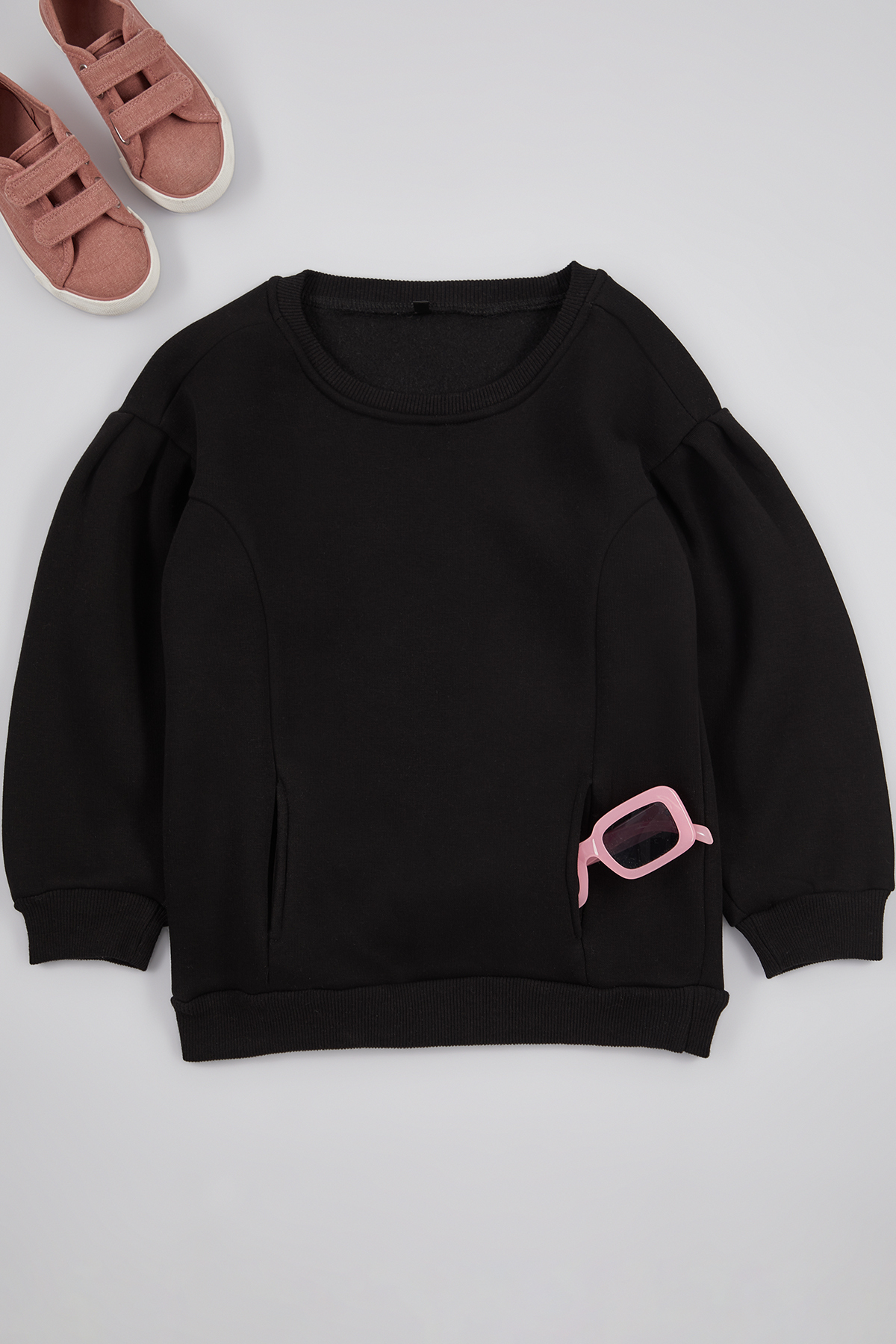 Trendyolmilla Kids Siyah Kız Çocuk Kol Büzgülü Cepli Örme Sweatshirt TKDAW25SW00025