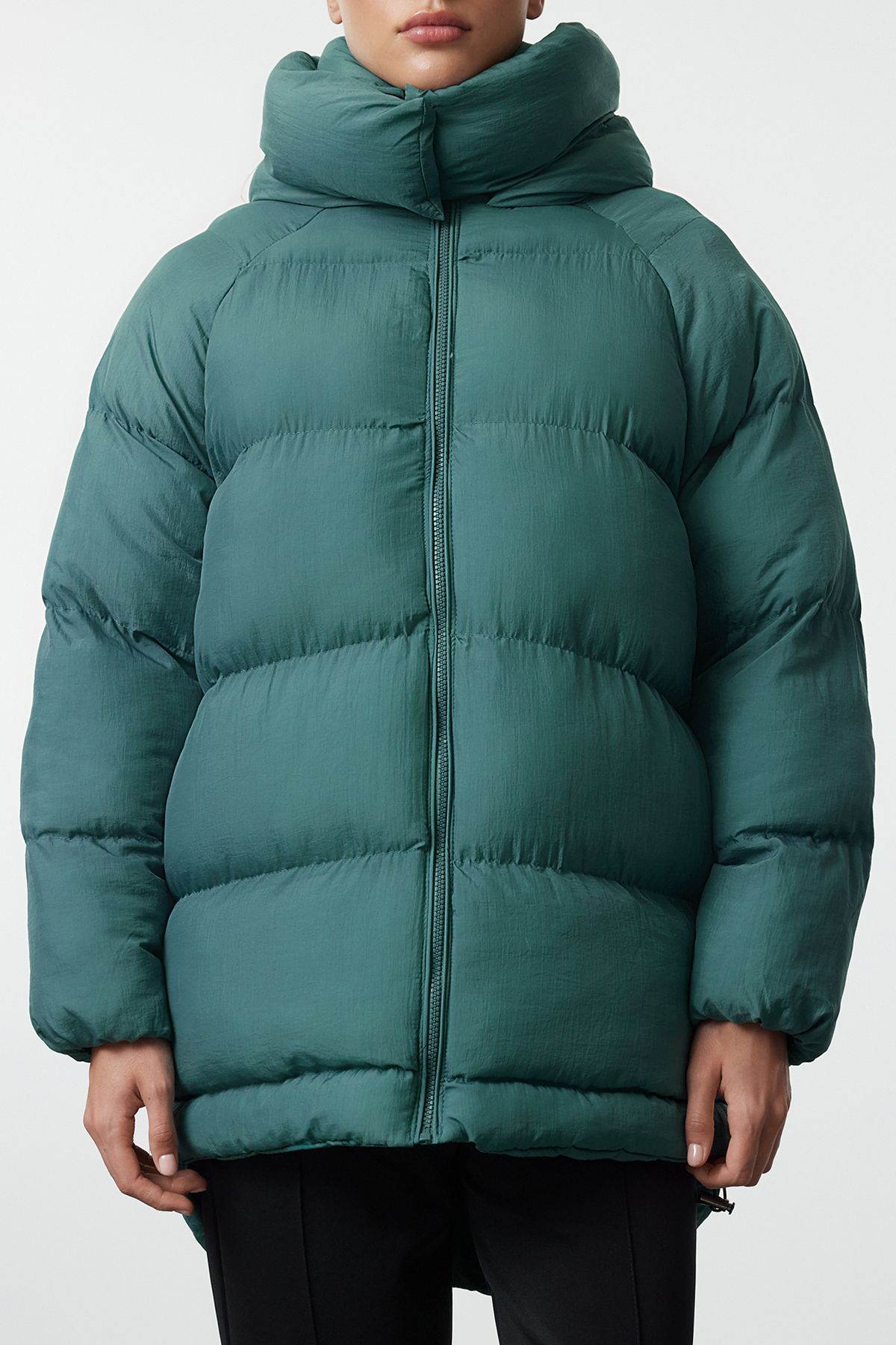 Trendyol Collection-Übergroße grüne Pufferjacke – Kapuze und wasserabweisend, Winter – TWOAW23MO00193 3
