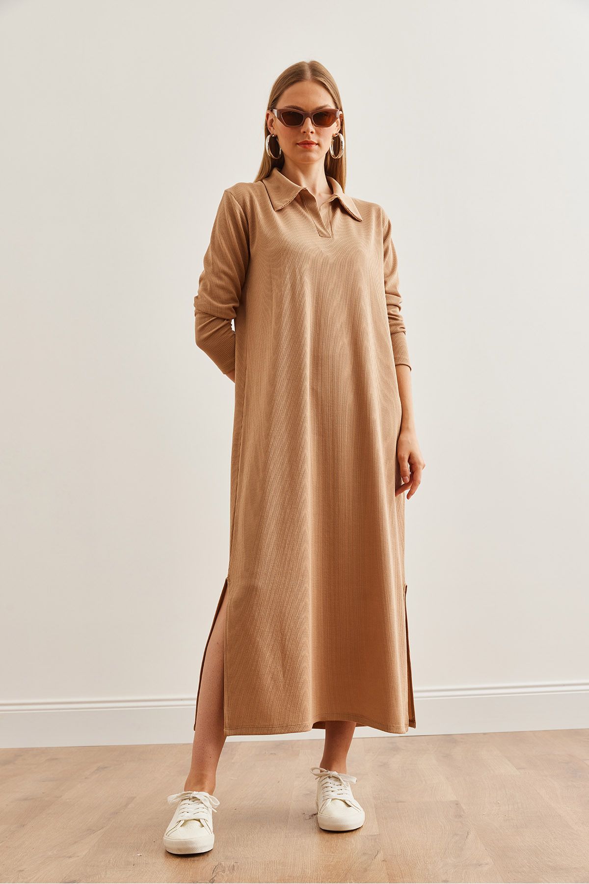 Kadın Camel Polo Yaka Uzun Kollu Yırtmaçlı Burgu Elbise ELB-19002246