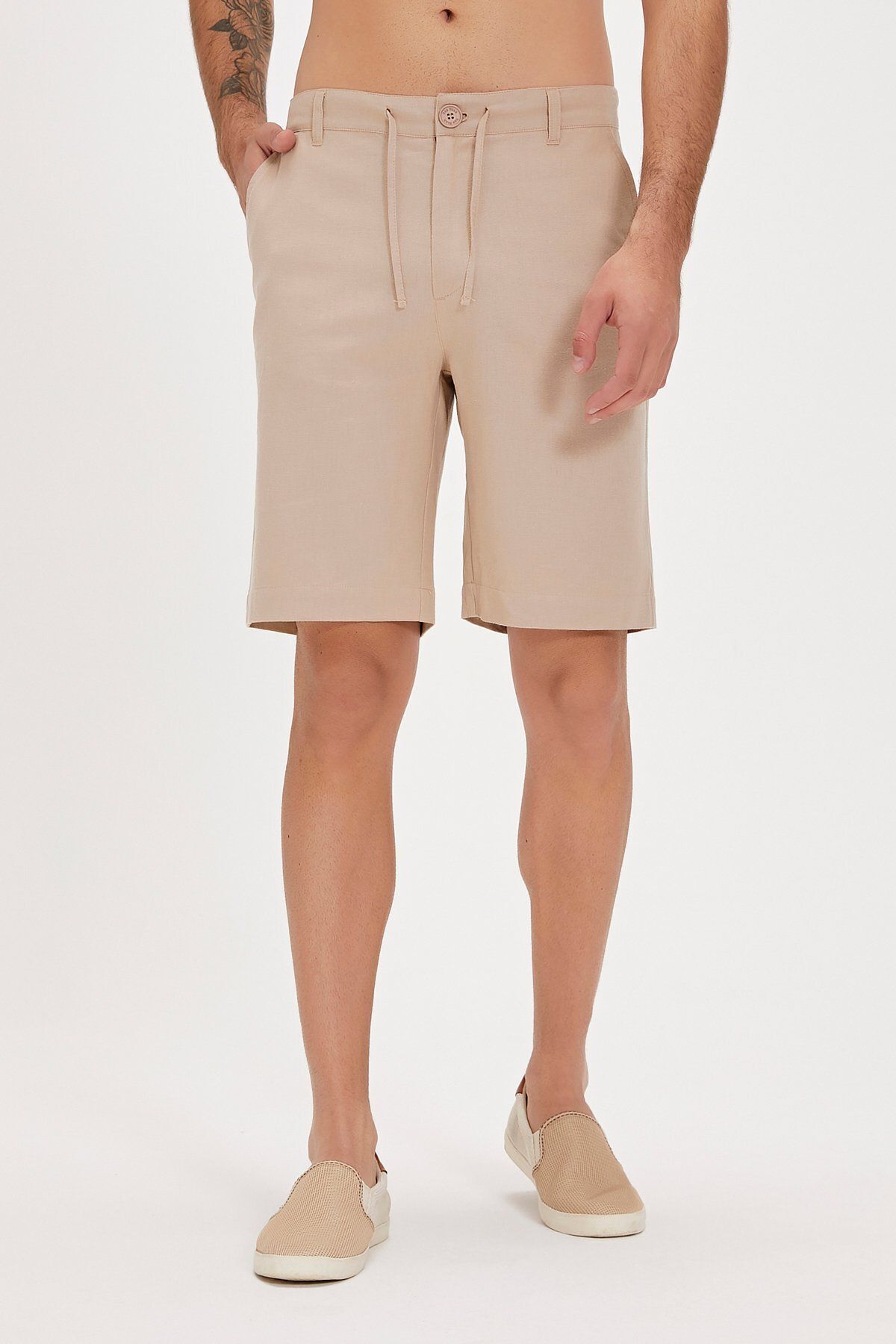 complete the look image