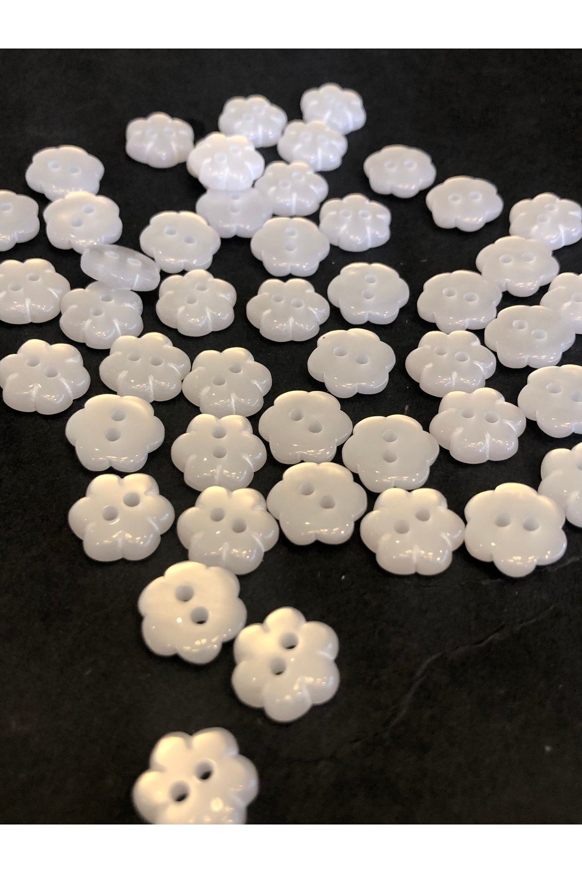 aensia-Pearlescent White Daisy Flower Model Baby Size Polyester Button 18 Size Buttons - Pack of 10 Buttons 3