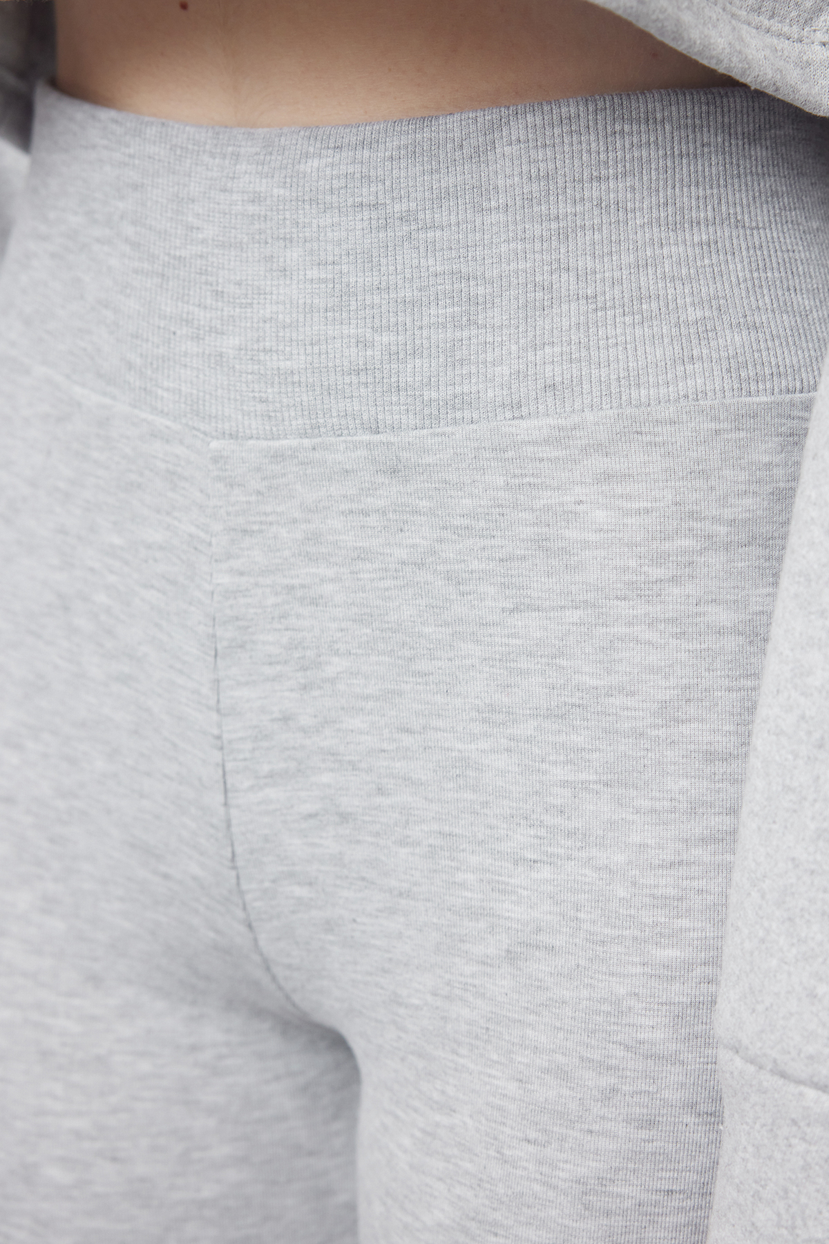 Trendyolmilla  Gri Melanj Wide Leg/İspanyol Paça Yüksek Bel İnterlok Esnek Örme Pantolon TWOAW25PL00006 - Görsel 5