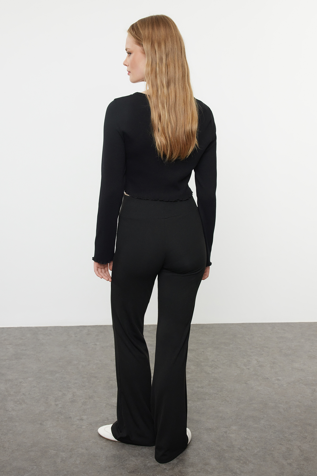 Trendyolmilla  Siyah Wide Leg/İspanyol Paça Yüksek Bel İnterlok Esnek Örme Pantolon TWOAW25PL00006 - Görsel 6