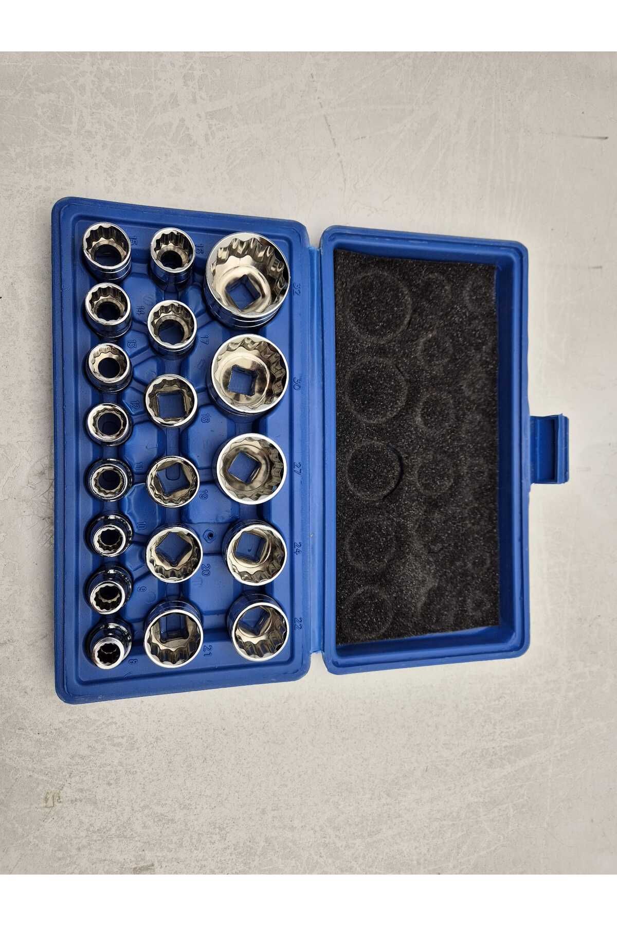 ÜLKÜ HIRDAVAT-Star Patterned Socket Set 3