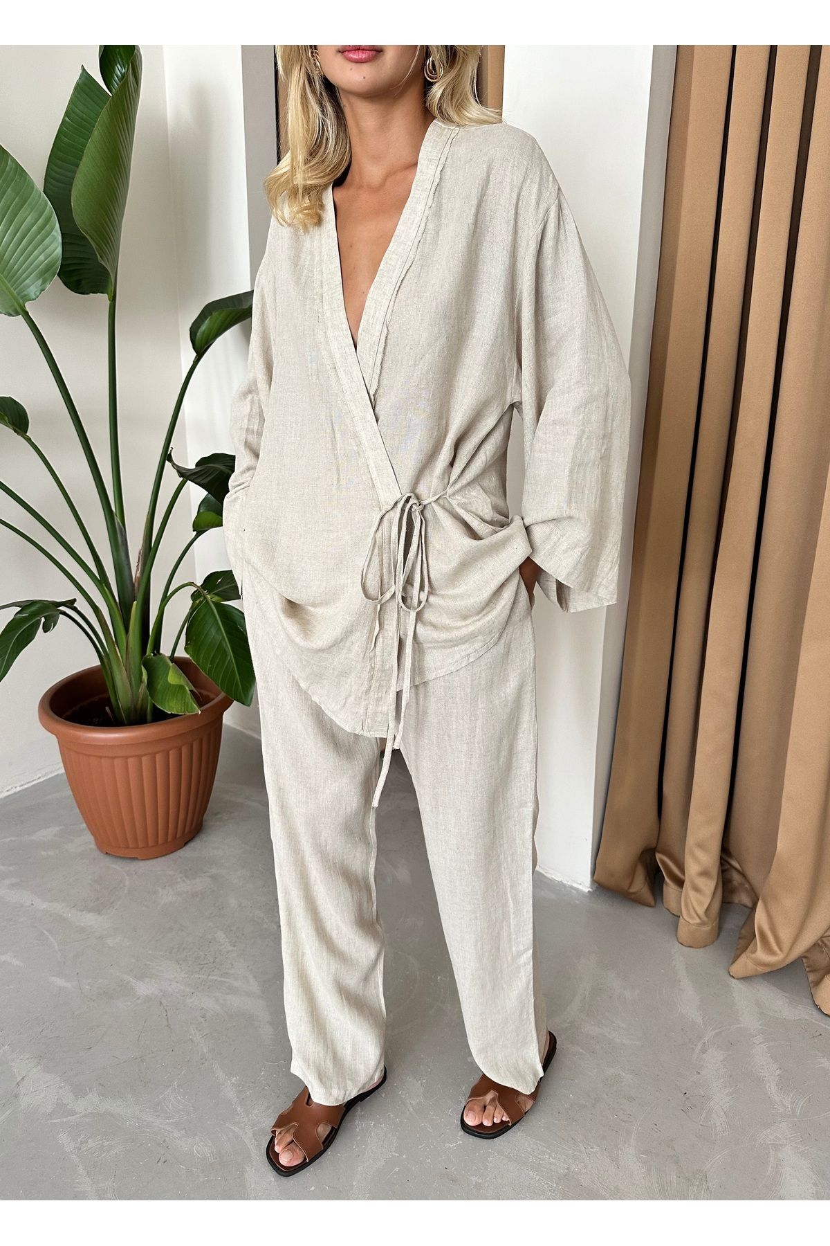 Laluvia-Komplet lniany Kimono - Naturalny, Szczegółowy i Wiązany z Boku 1