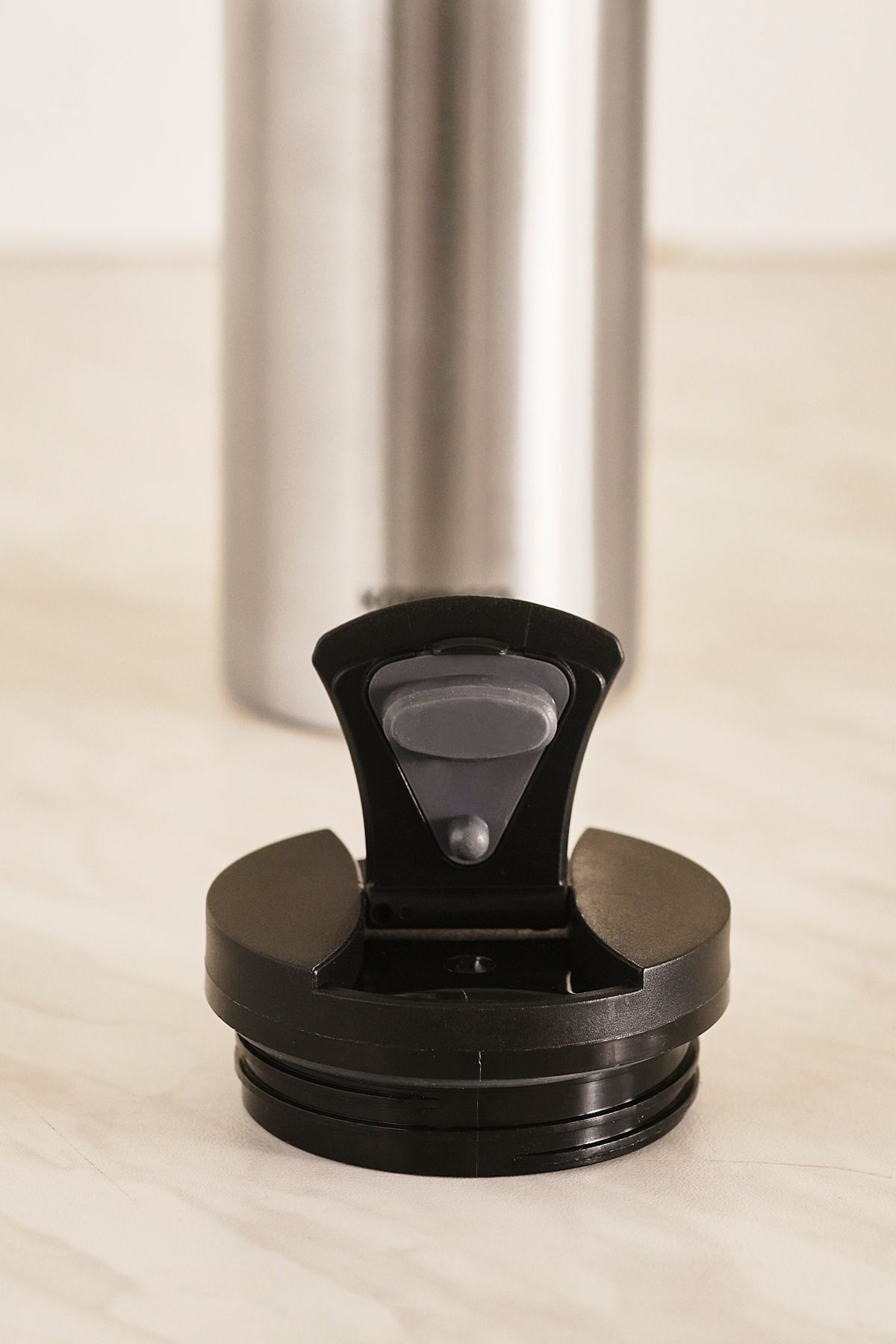 فلاسک نقرهای Go Star Steel Sealing Thermos 300 میل Karaca