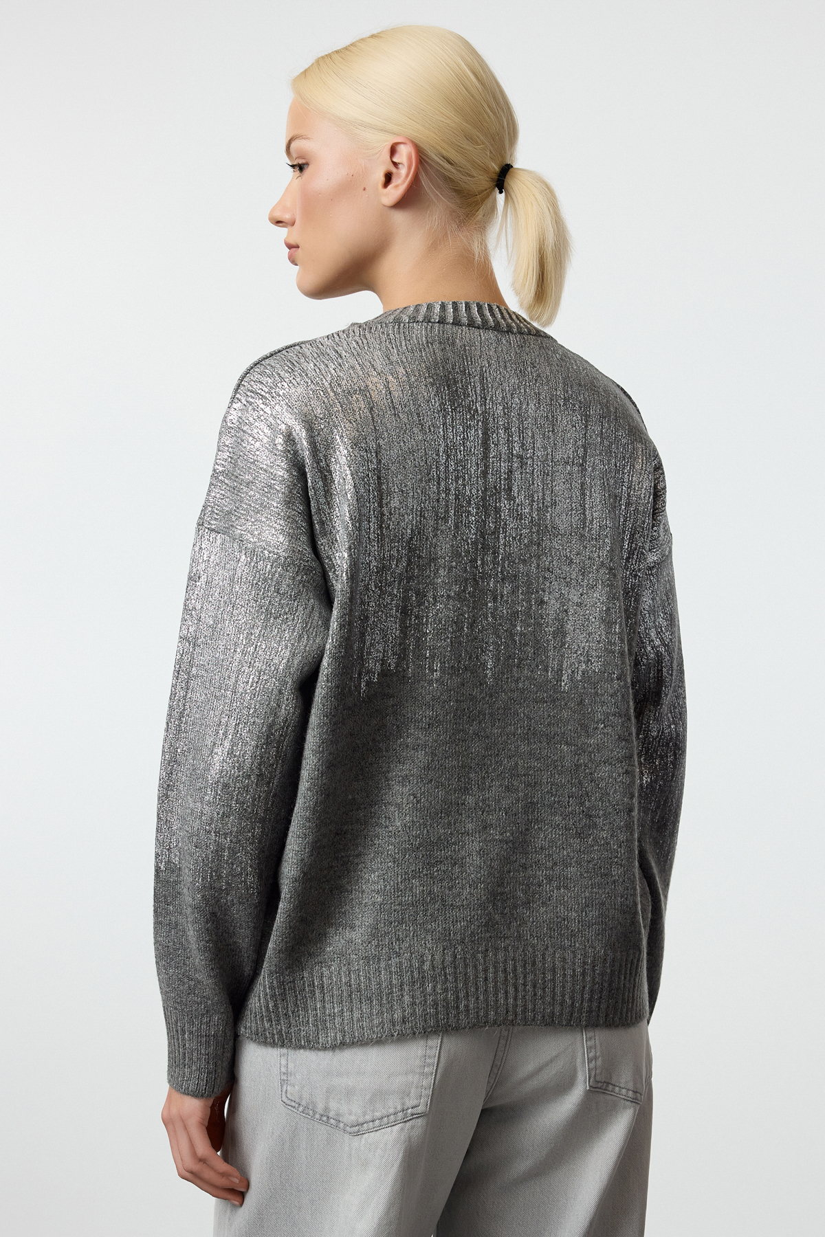 Trendyolmilla  Antrasit Yumuşak Dokulu Geniş Kalıp Basic Triko Kazak TWOAW25KZ00300 - Görsel 5