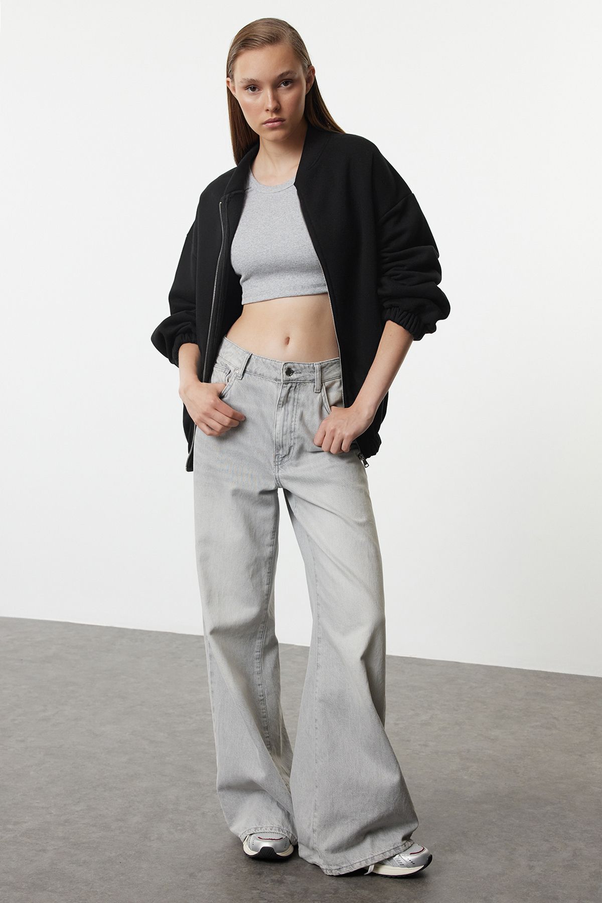 Trendyol Collection Czarna Dzianinowa Bluza Z Grubym Polarem - Zapinana Na Zamek, Oversize Model Kobieta - XS