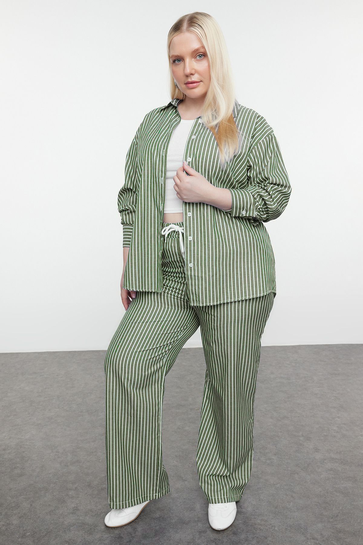 Trendyol Curve-Plus Size kHaki-white Striped Shirt and Trousers Set 1
