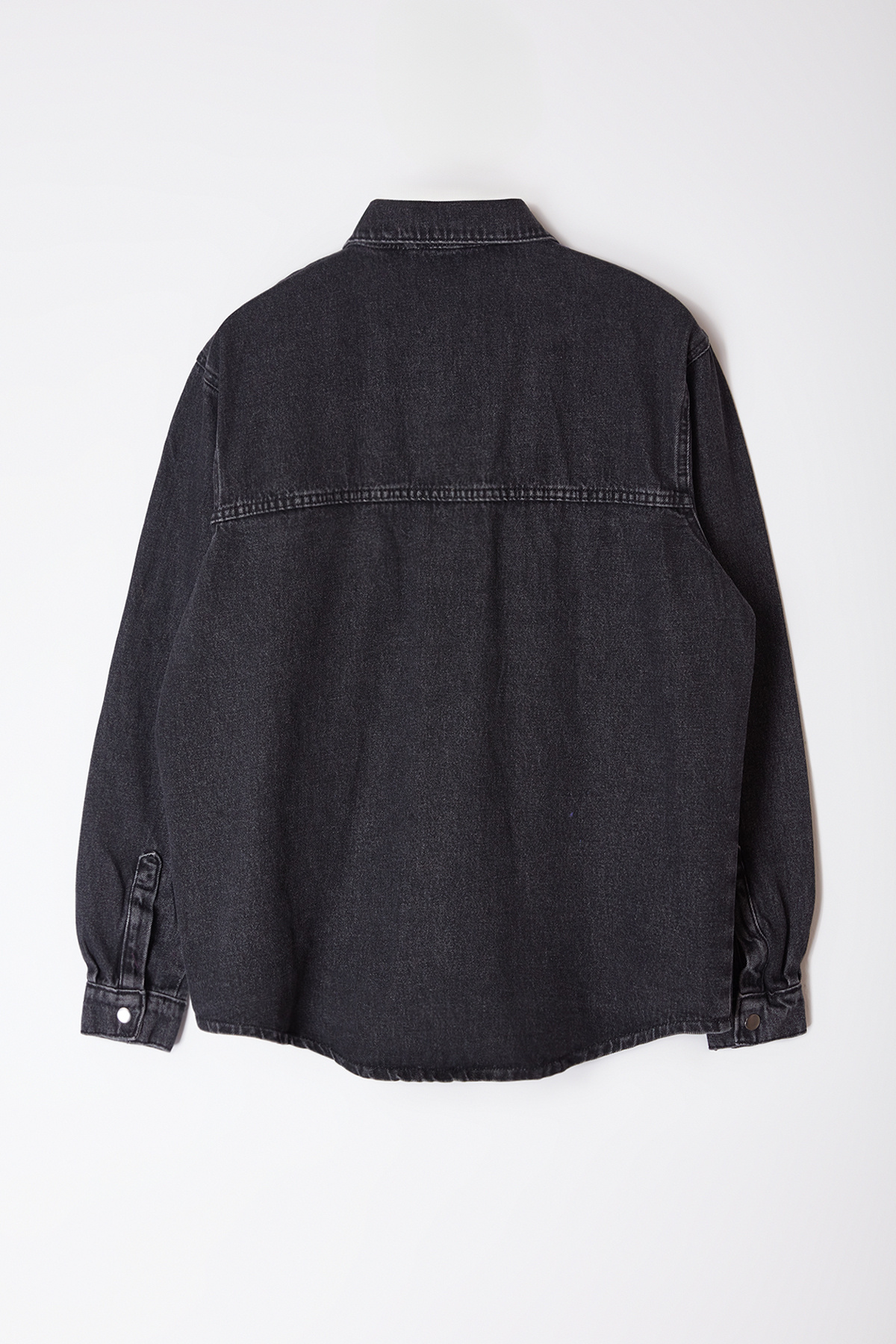 Trendyol Collection-Unisex antracitová džínová košilová bunda - TMNAW25CE00000 7