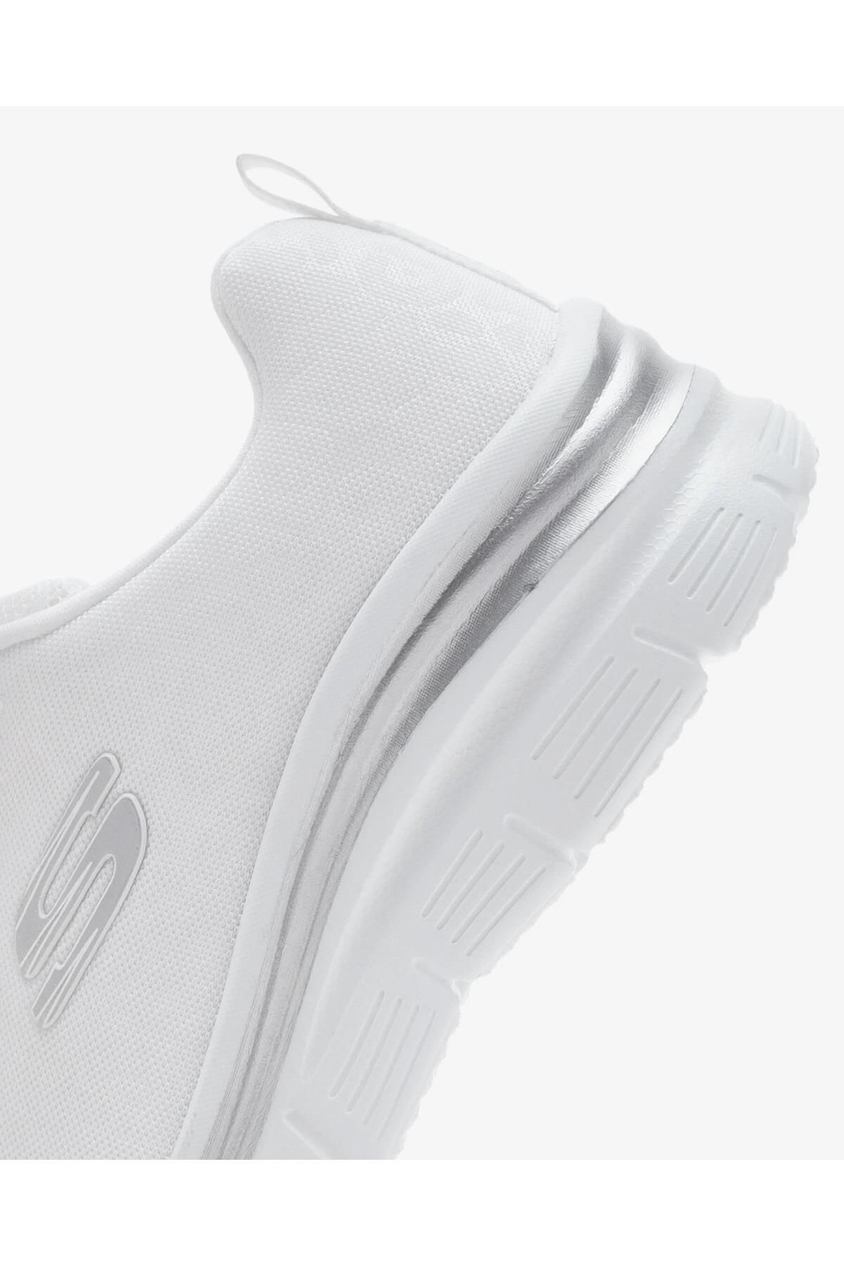 Skechers Air Cooled Memory Foam Fashion Fit Sneaker Gunluk Spor Ayakkab Beyaz Yukseklik 4 4 cm