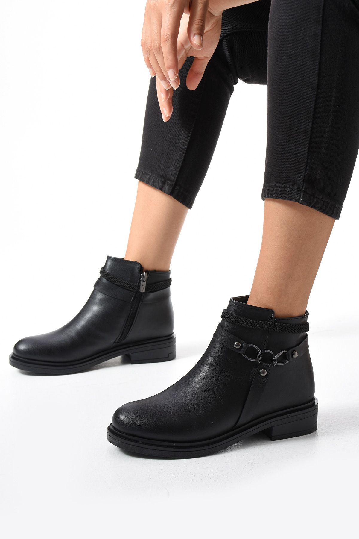 Faith brenta boots online