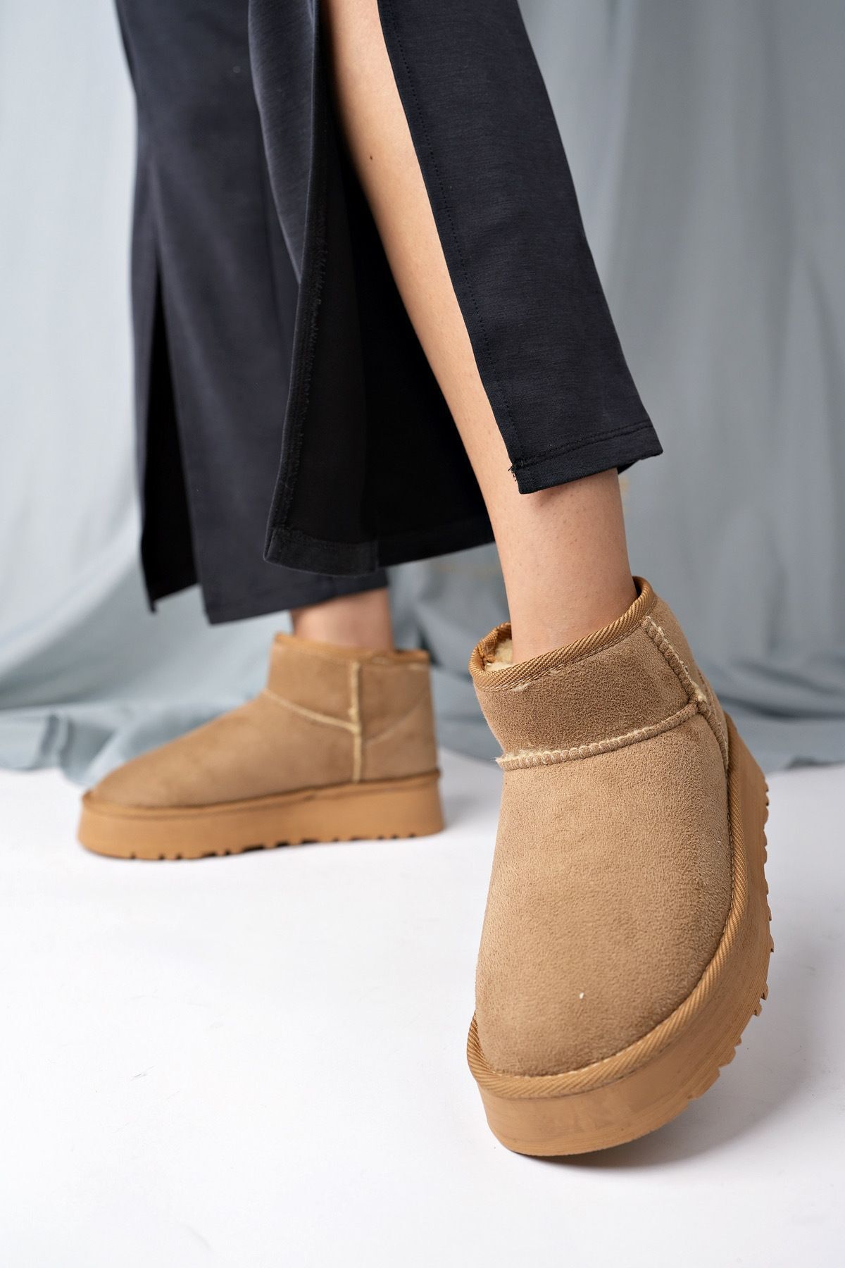 camaiore-Botine mini din piele întoarsă maro camel cu pantofi de damă cu talpa plata cu blana in interior 3