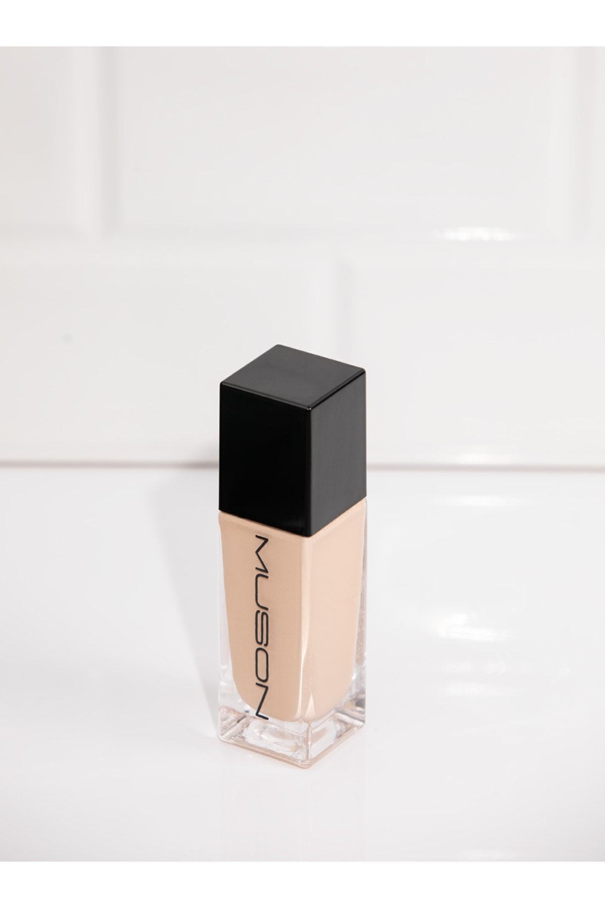 natural illumination foundation light 30 ml