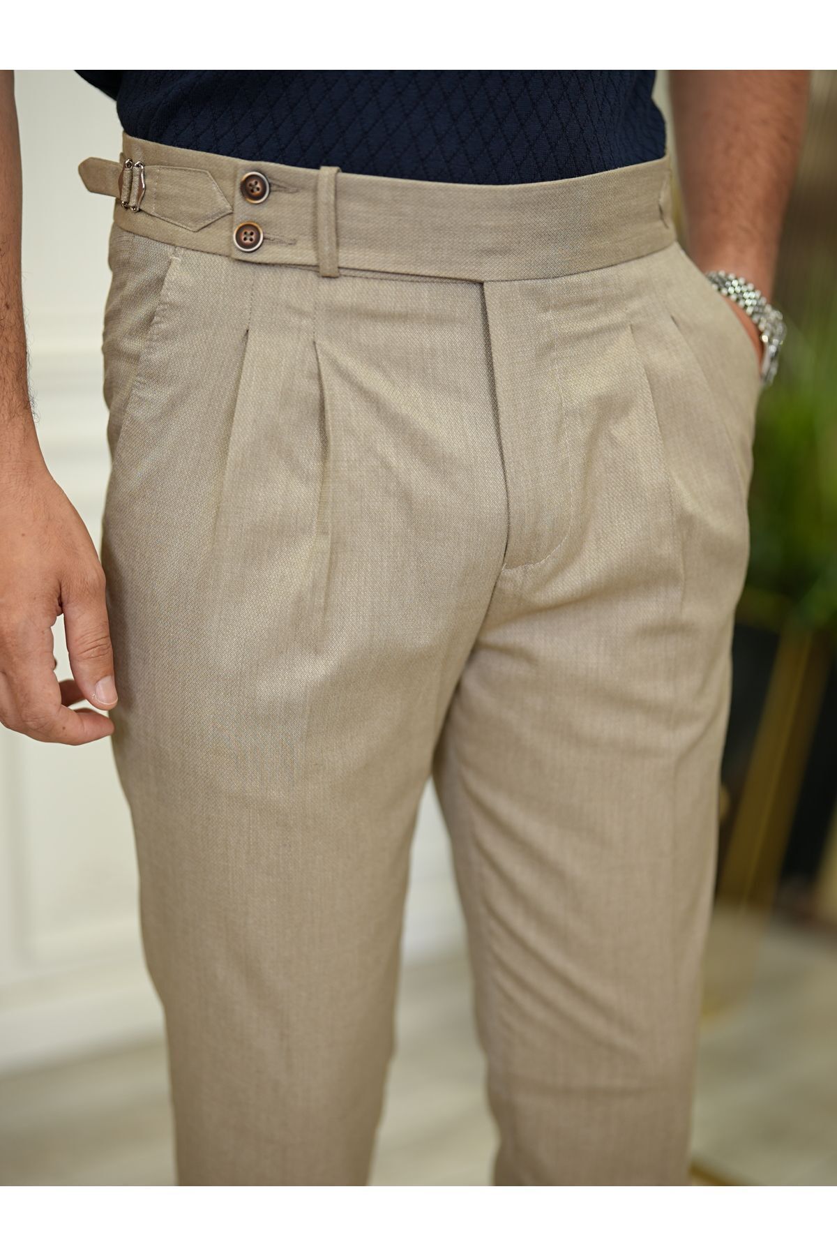 Pantolonia-Men's Slim Fit Italian Cut Pleated Buckle Fabric Trousers 4