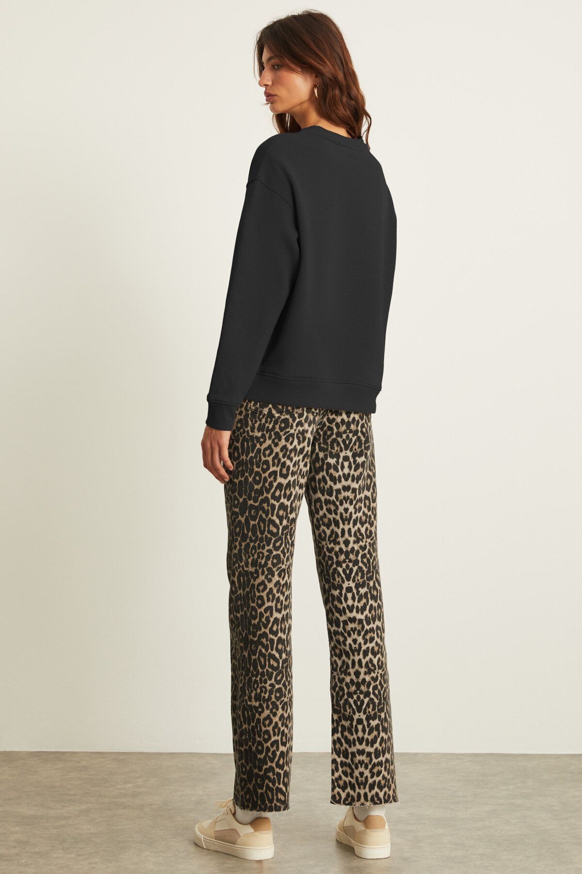 GRIMELANGE  AKSELI Kadın Bisiklet Yaka 3 İplik Organik Pamuk Siyah Sweatshirt - Görsel 6