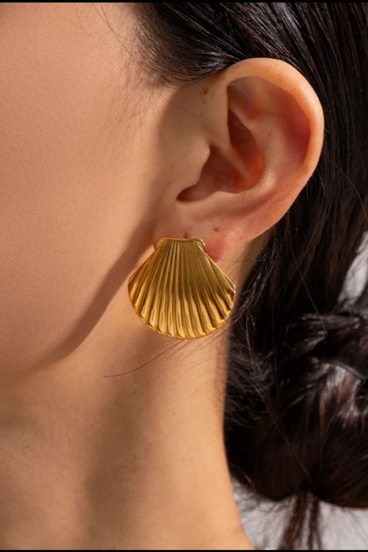 Deniz Kabugu Gold Küpe