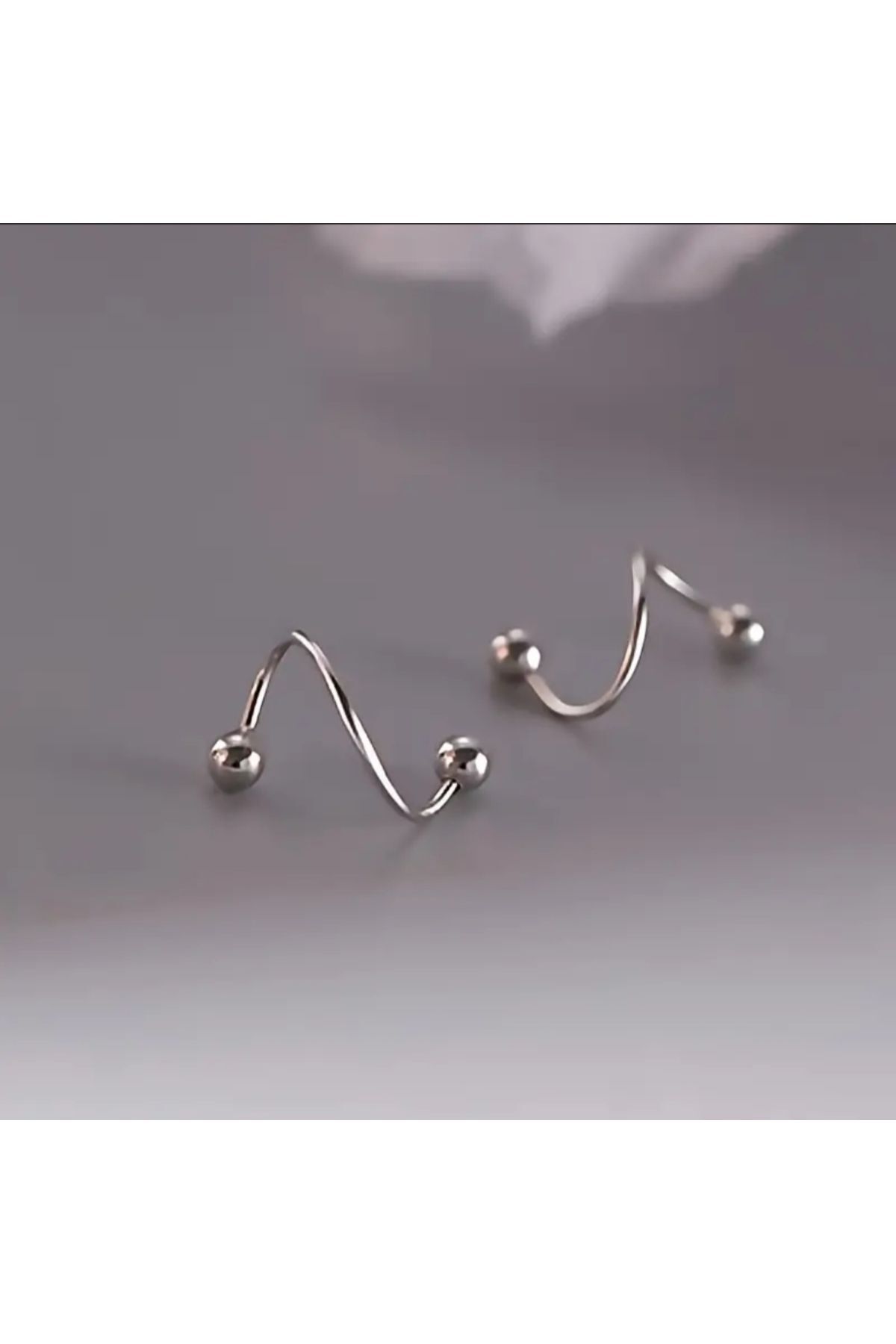Alyonajewelry-حلق برغي فولاذي مزين بالخرز 3