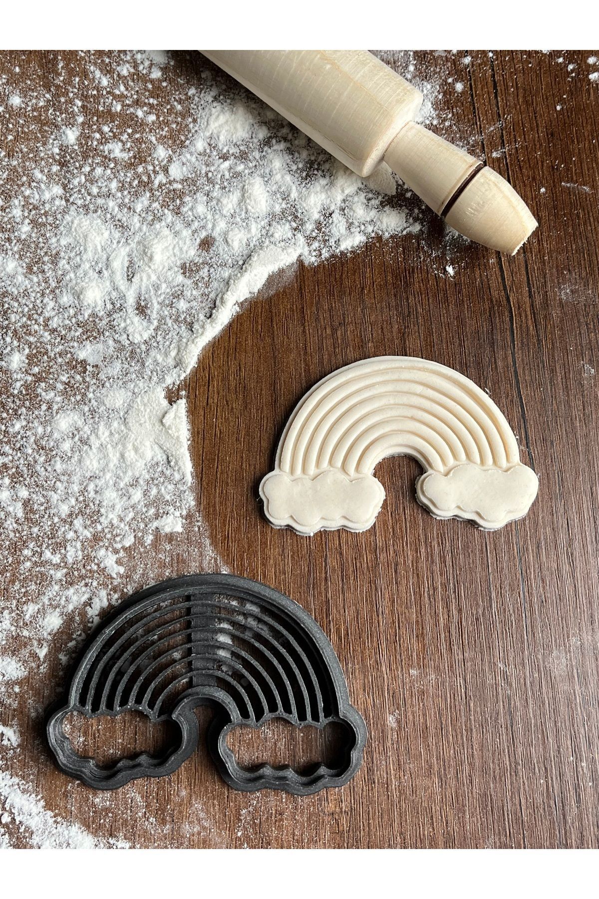 Dummy13-Rainbow and Clouds Rainbow Cookie Mold Cookie Shaper Cookie Cutter 2