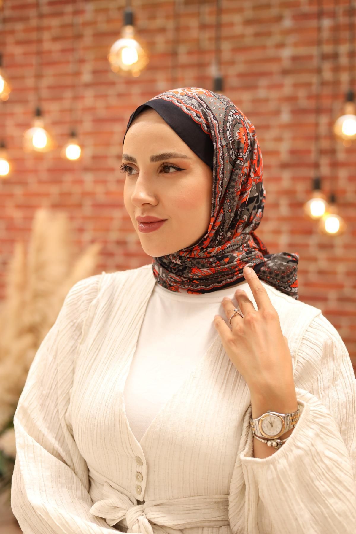 Silk Home-Nariya Shawl Model 90001-28 3